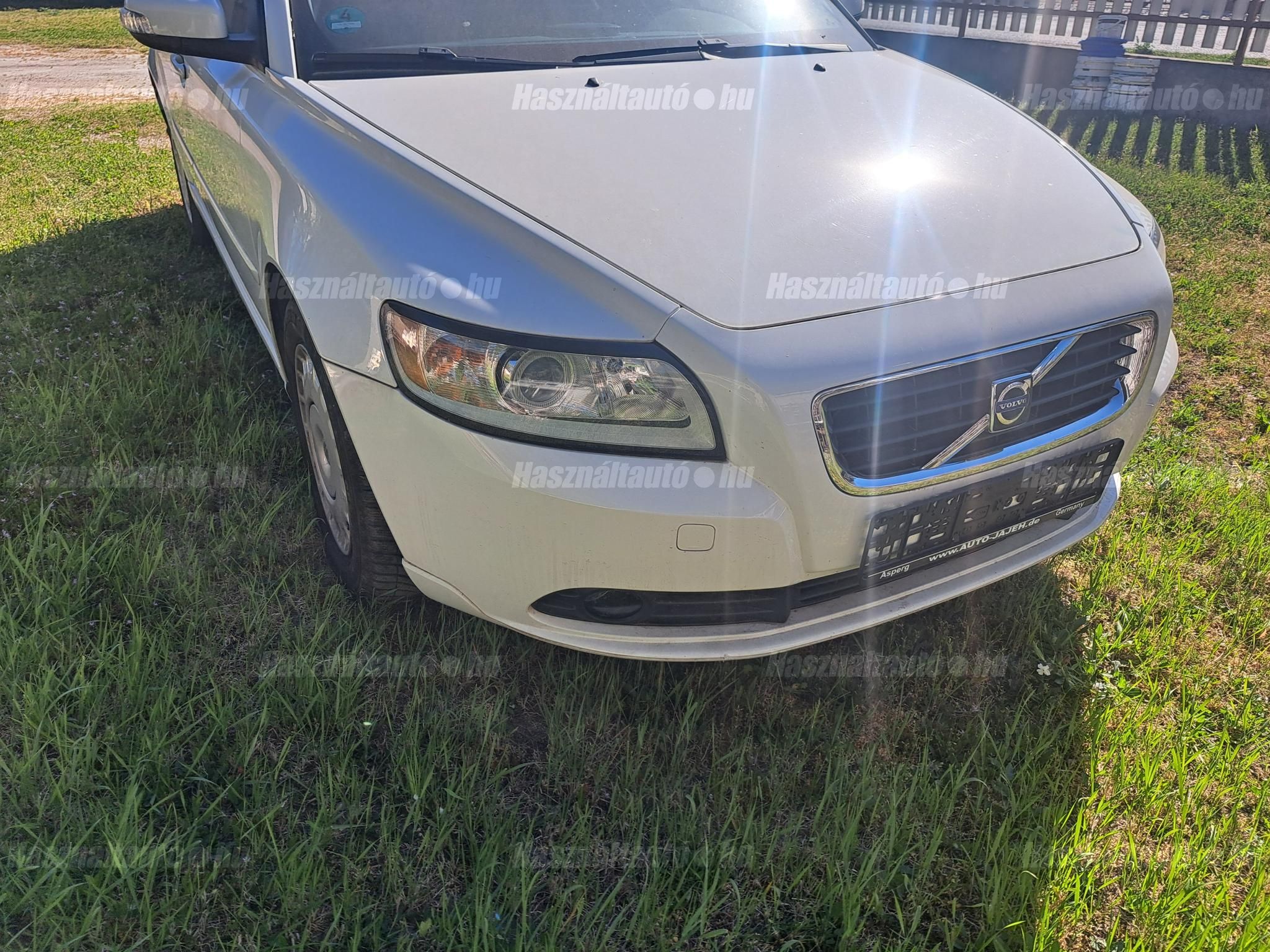 VOLVO V50 2009/6 - 1