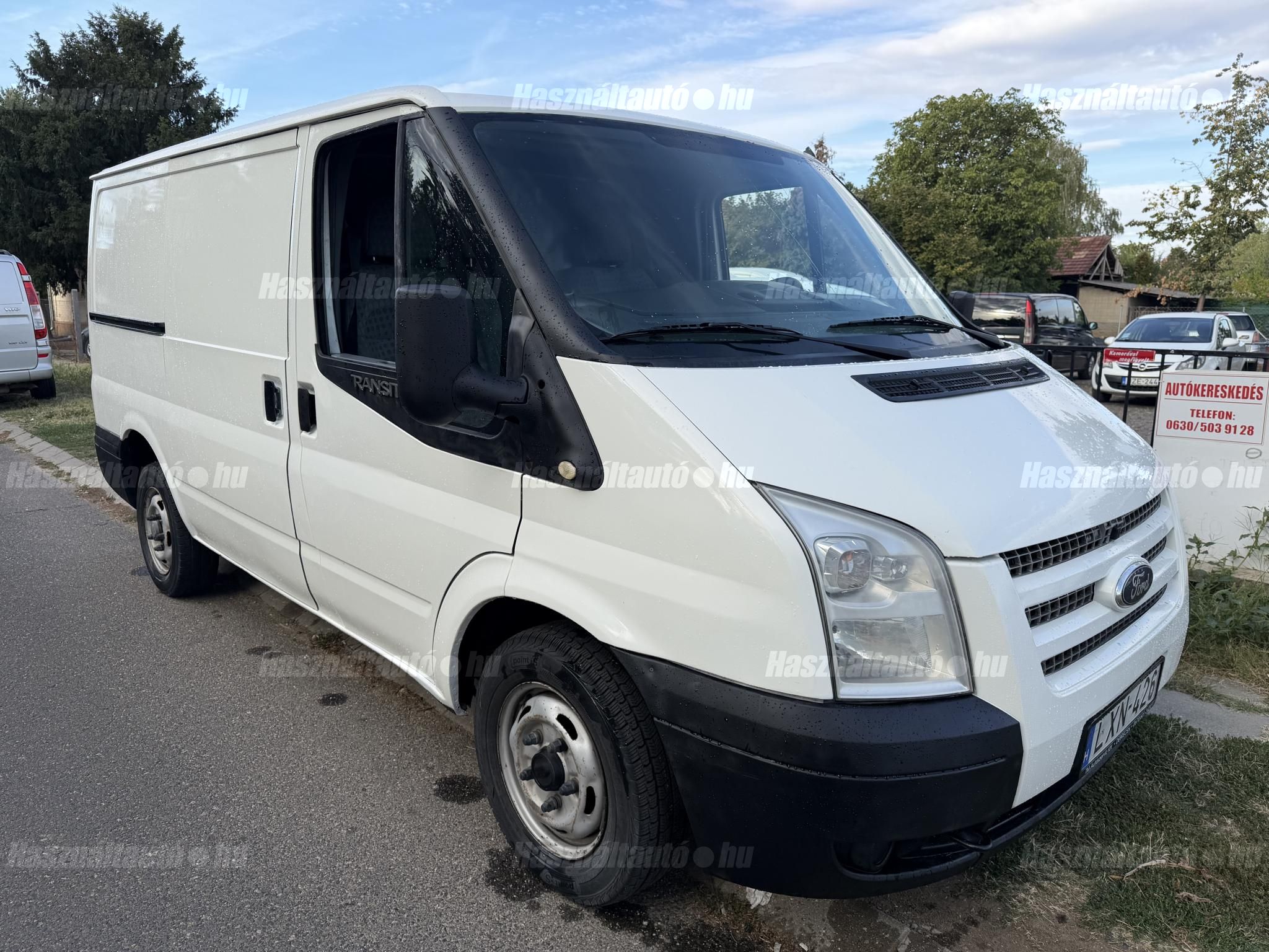 FORD TRANSIT 2011/8 - 1
