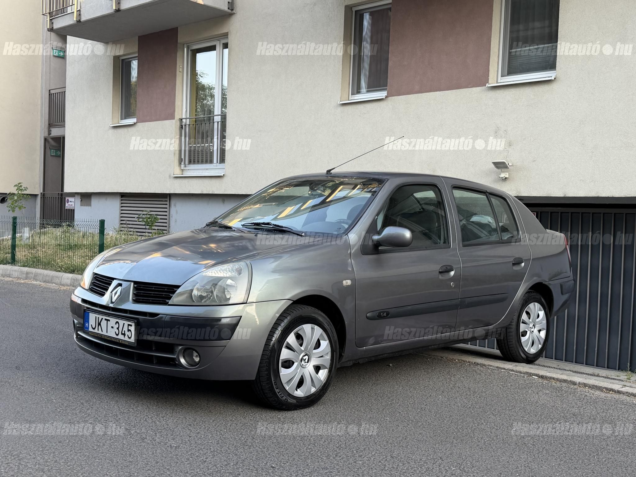 RENAULT THALIA 2004/5 - 1