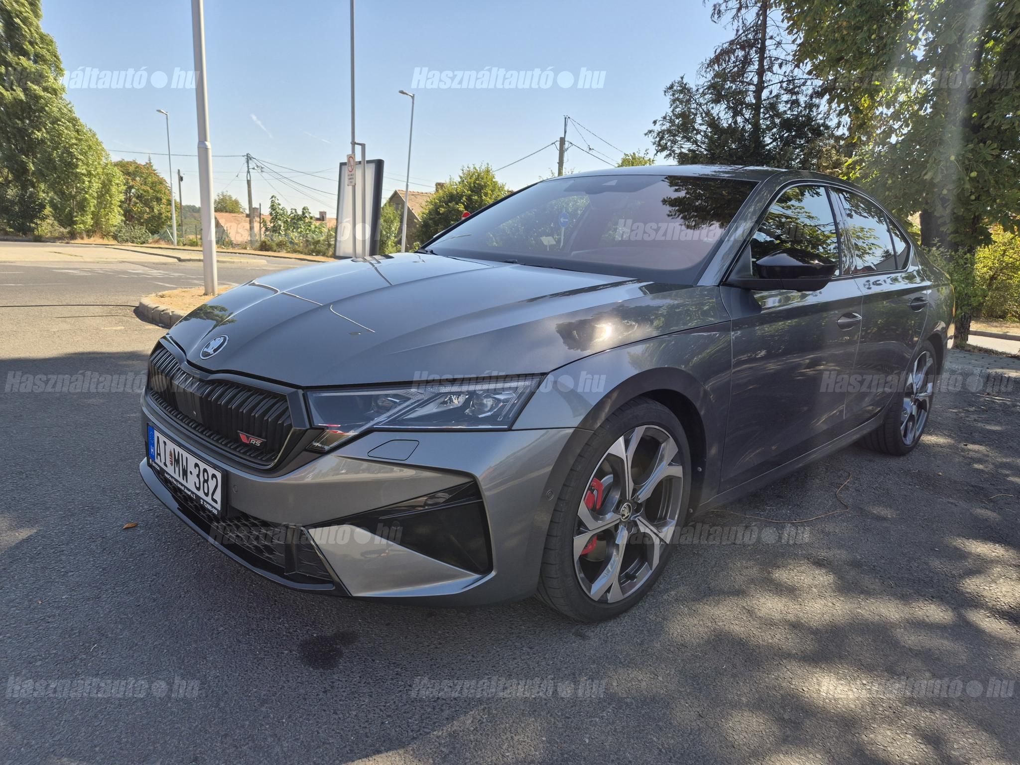 SKODA OCTAVIA 2025/3 - 1