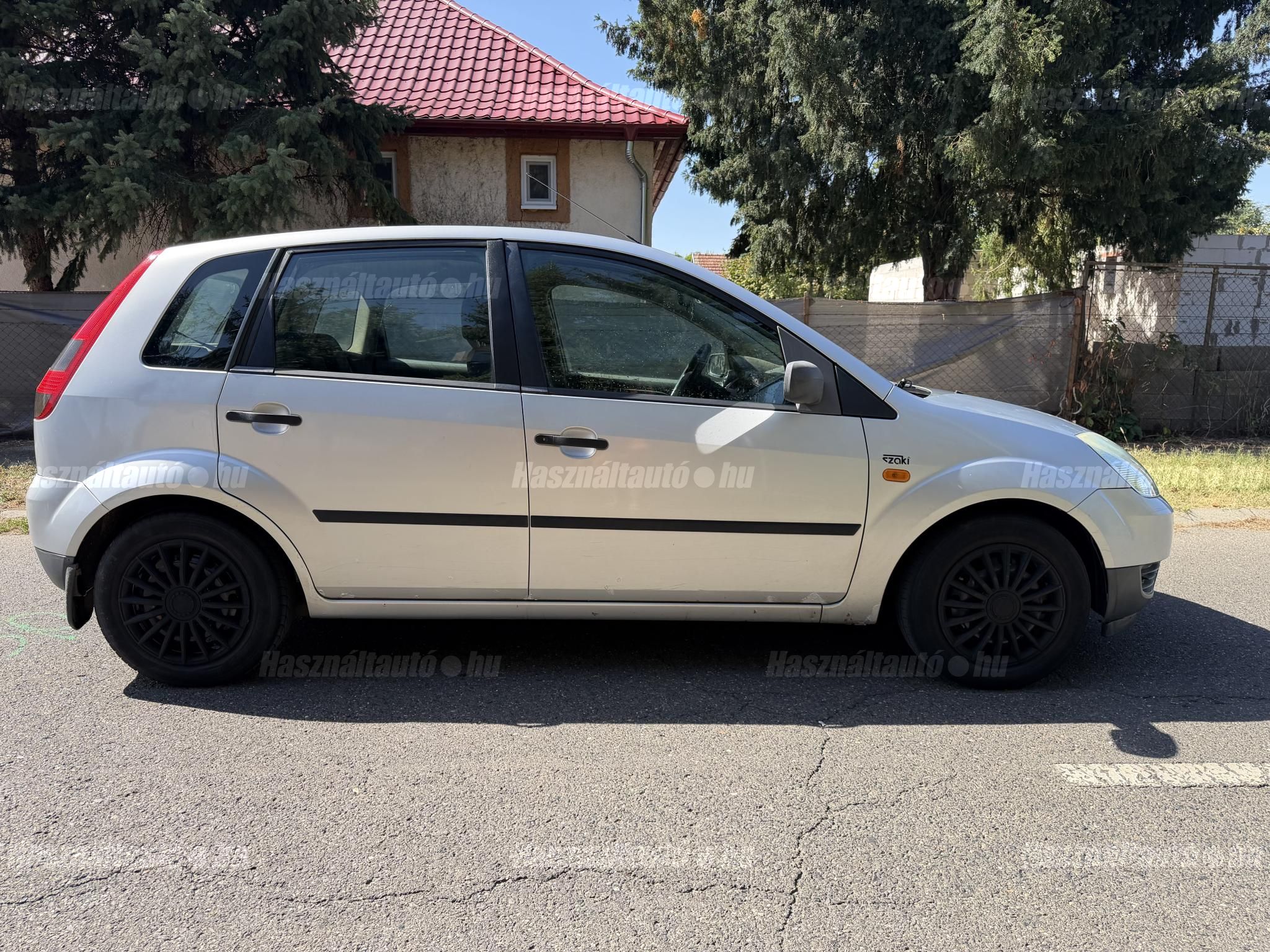 FORD FIESTA 2003/6 - 1