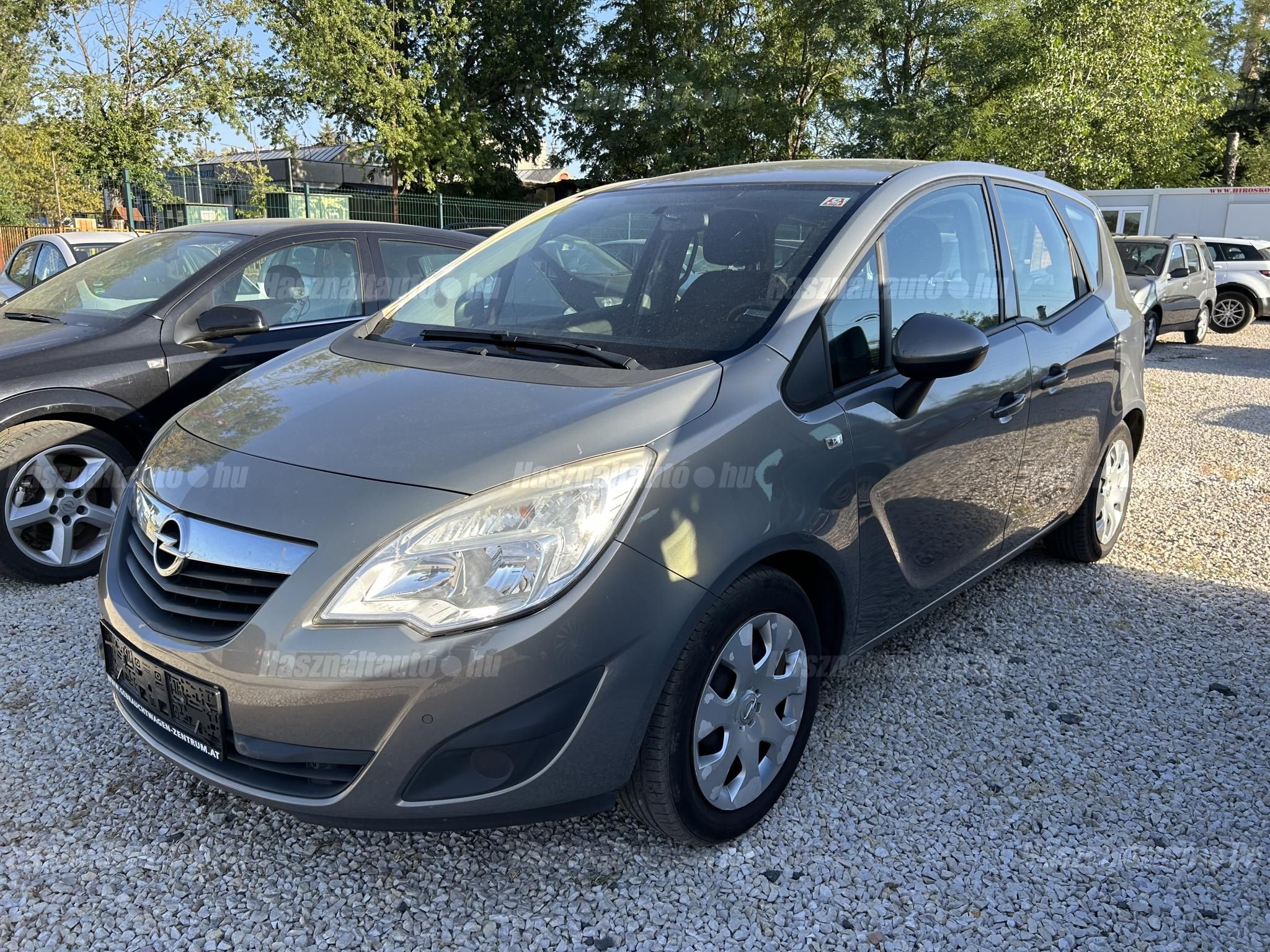 OPEL MERIVA B 2010/9 - 1