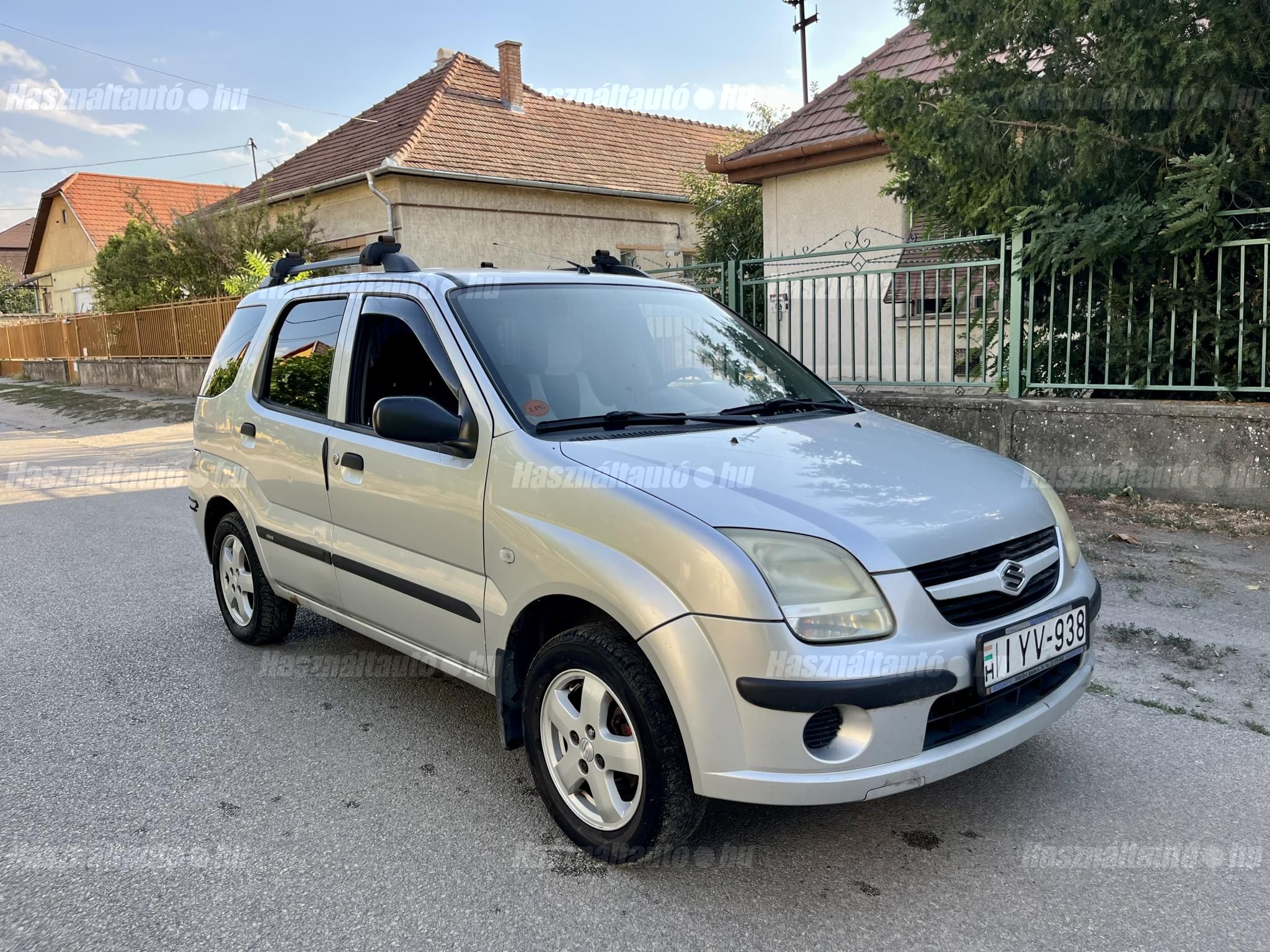 SUZUKI IGNIS 2003/8 - 1