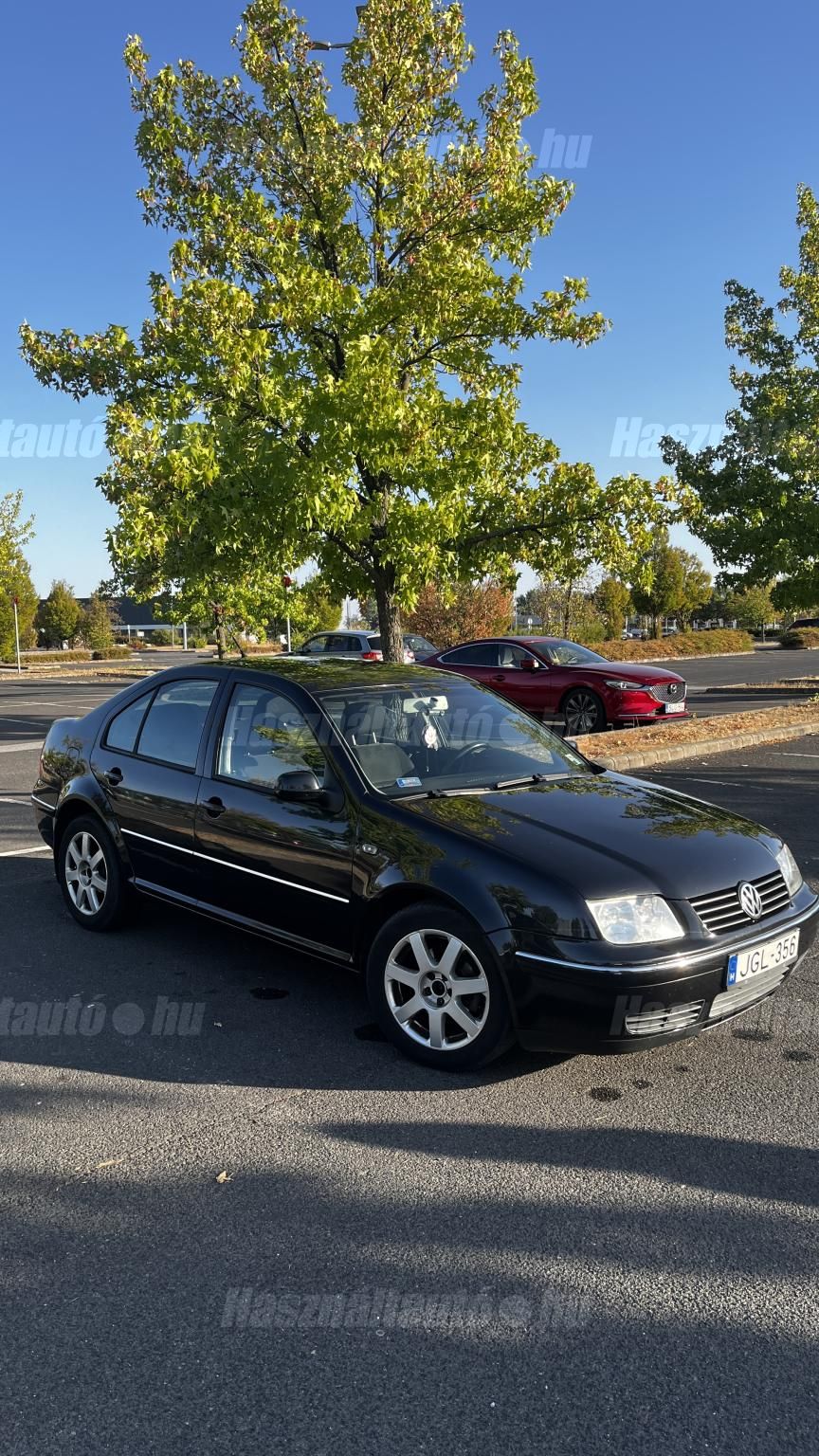 VOLKSWAGEN BORA 2004/8 - 1