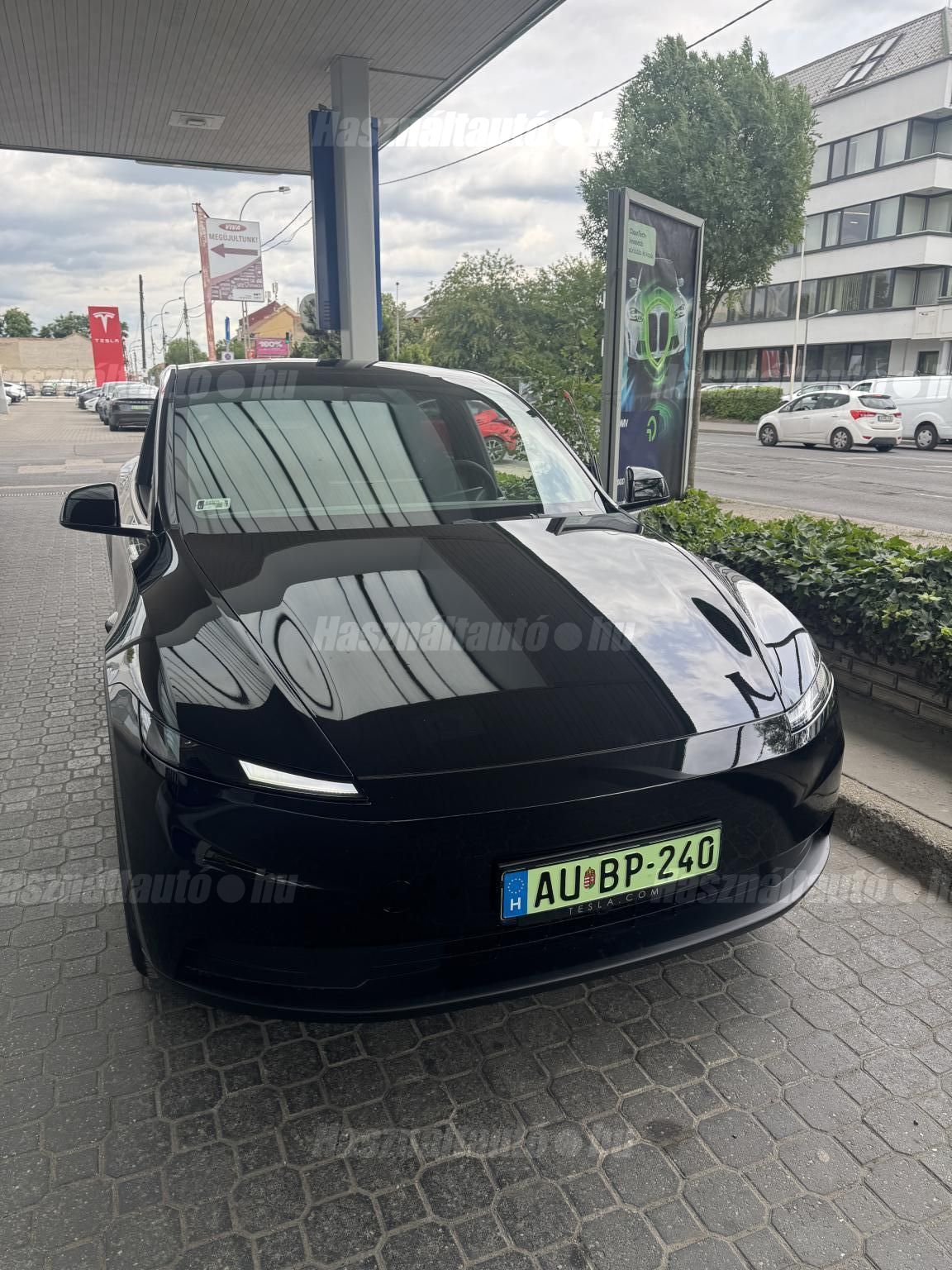 TESLA MODEL Y 2026/5 - 1