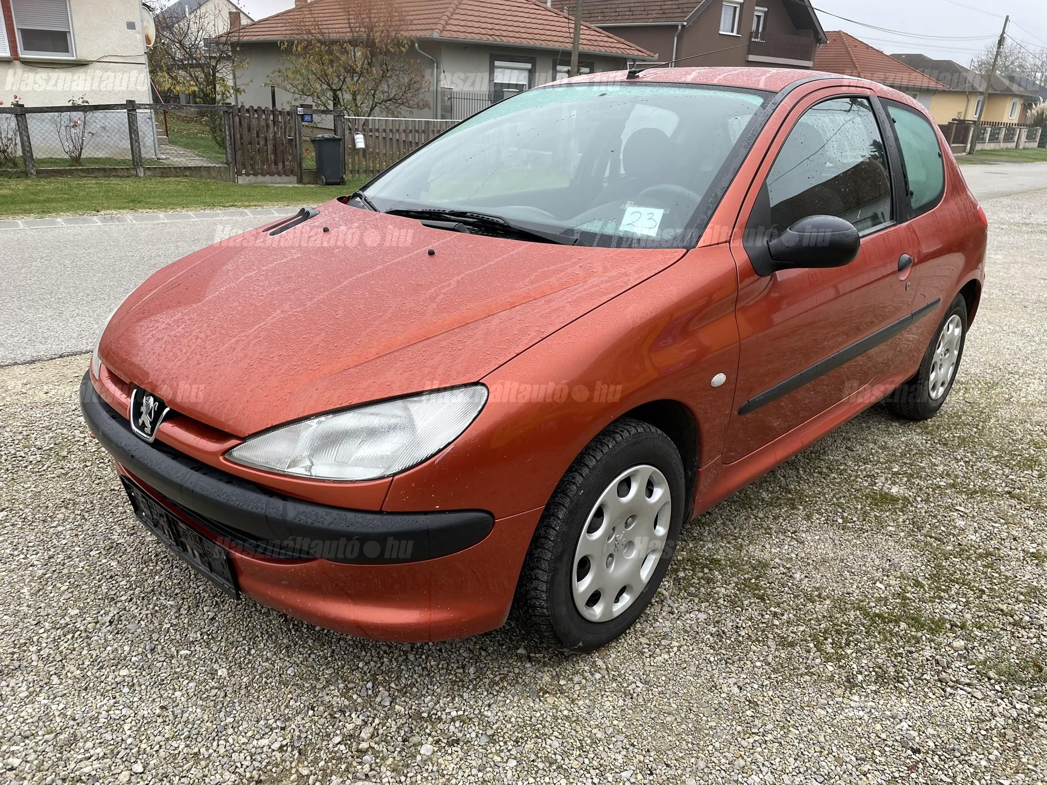 PEUGEOT 206 2000 - 1