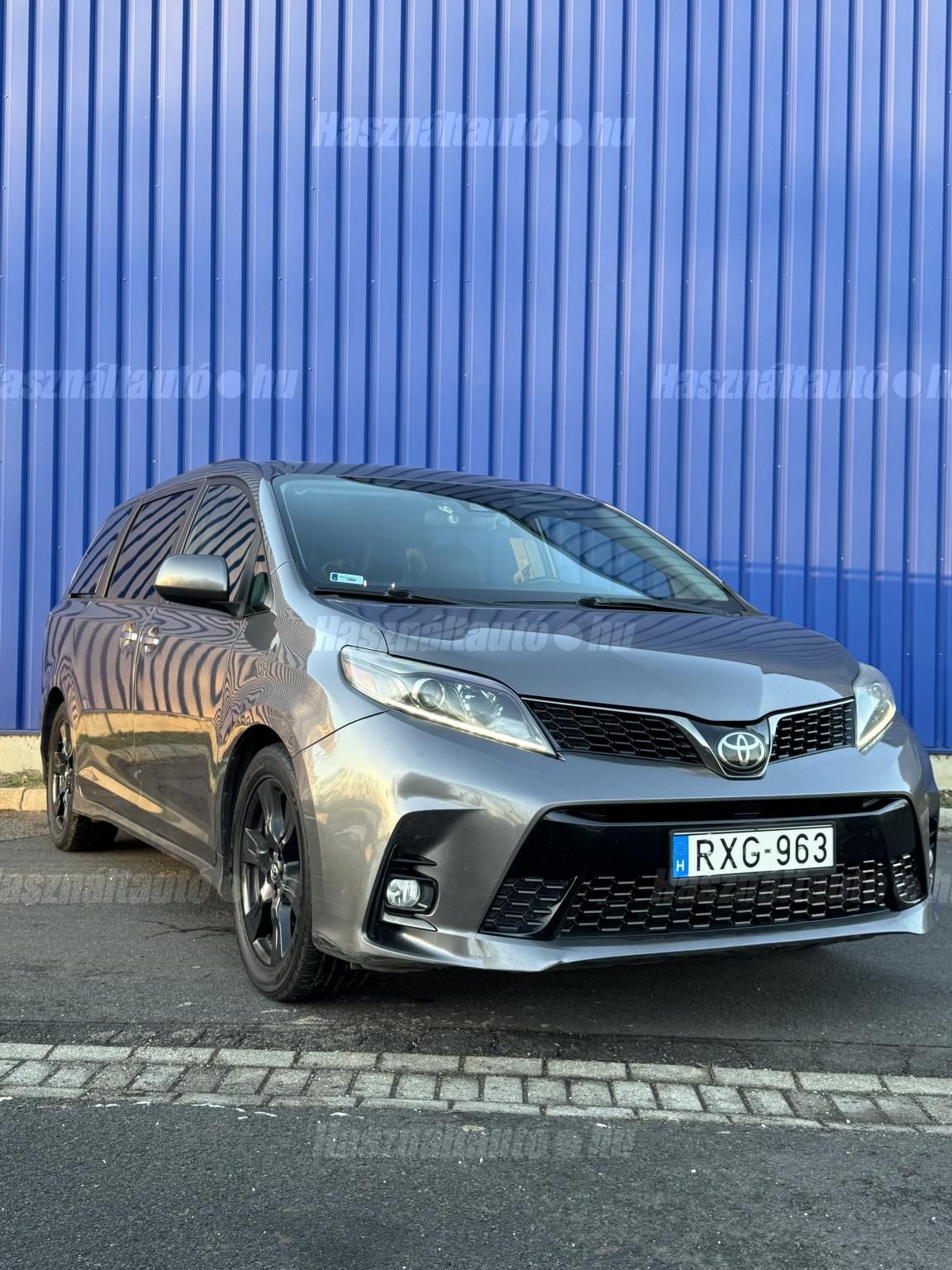 TOYOTA SIENNA 2018/3 - 1