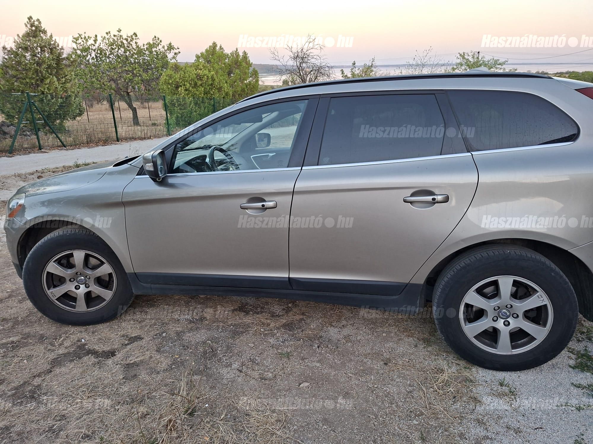 VOLVO XC60 2012/5 - 1