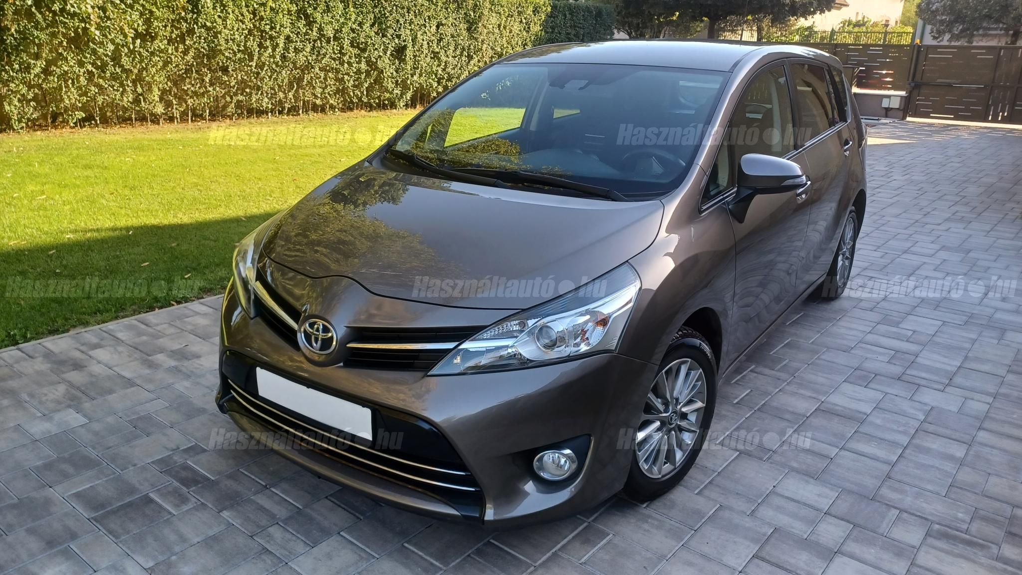 TOYOTA VERSO 2017/3 - 1