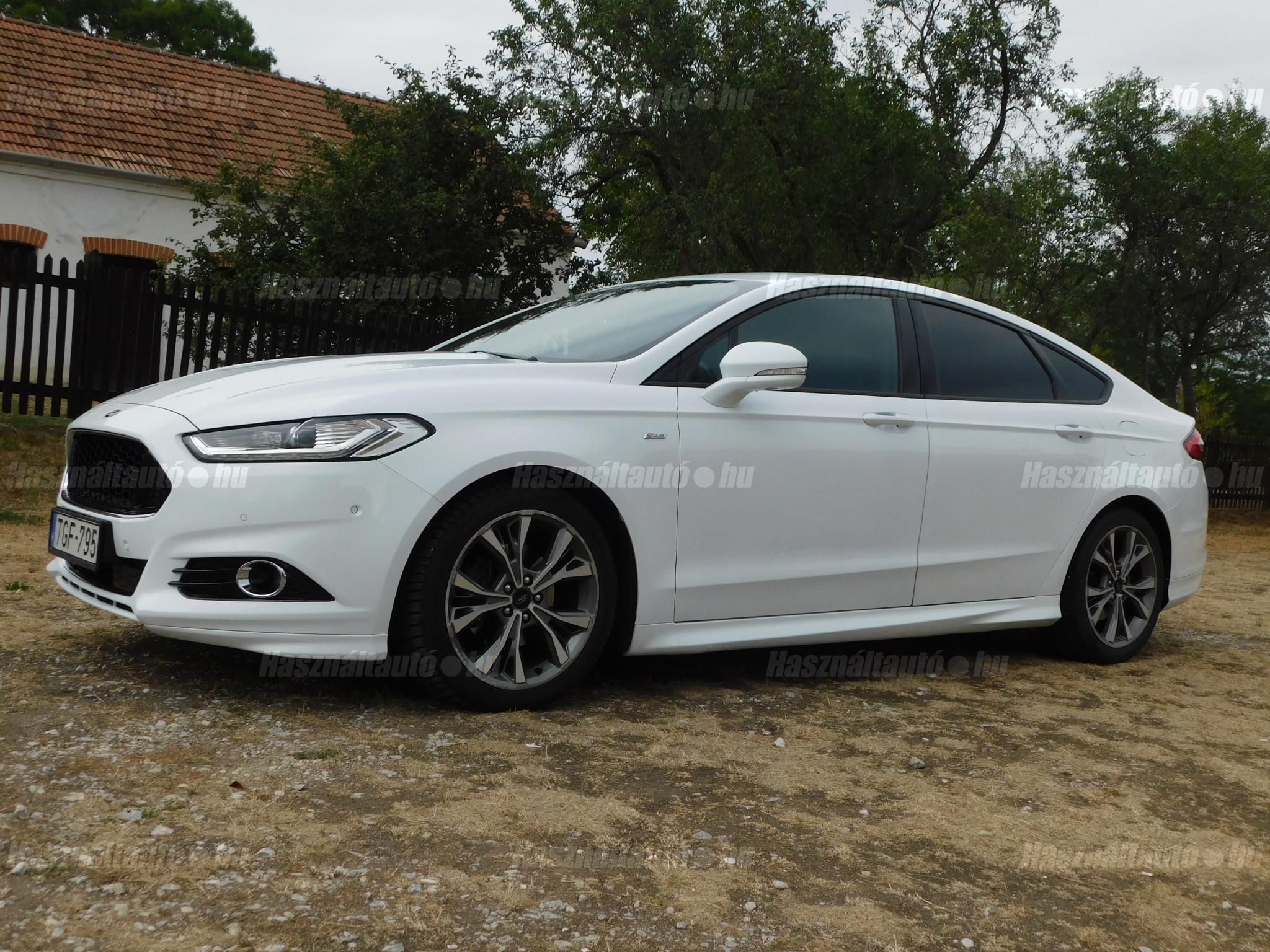 FORD MONDEO 2018/8 - 1