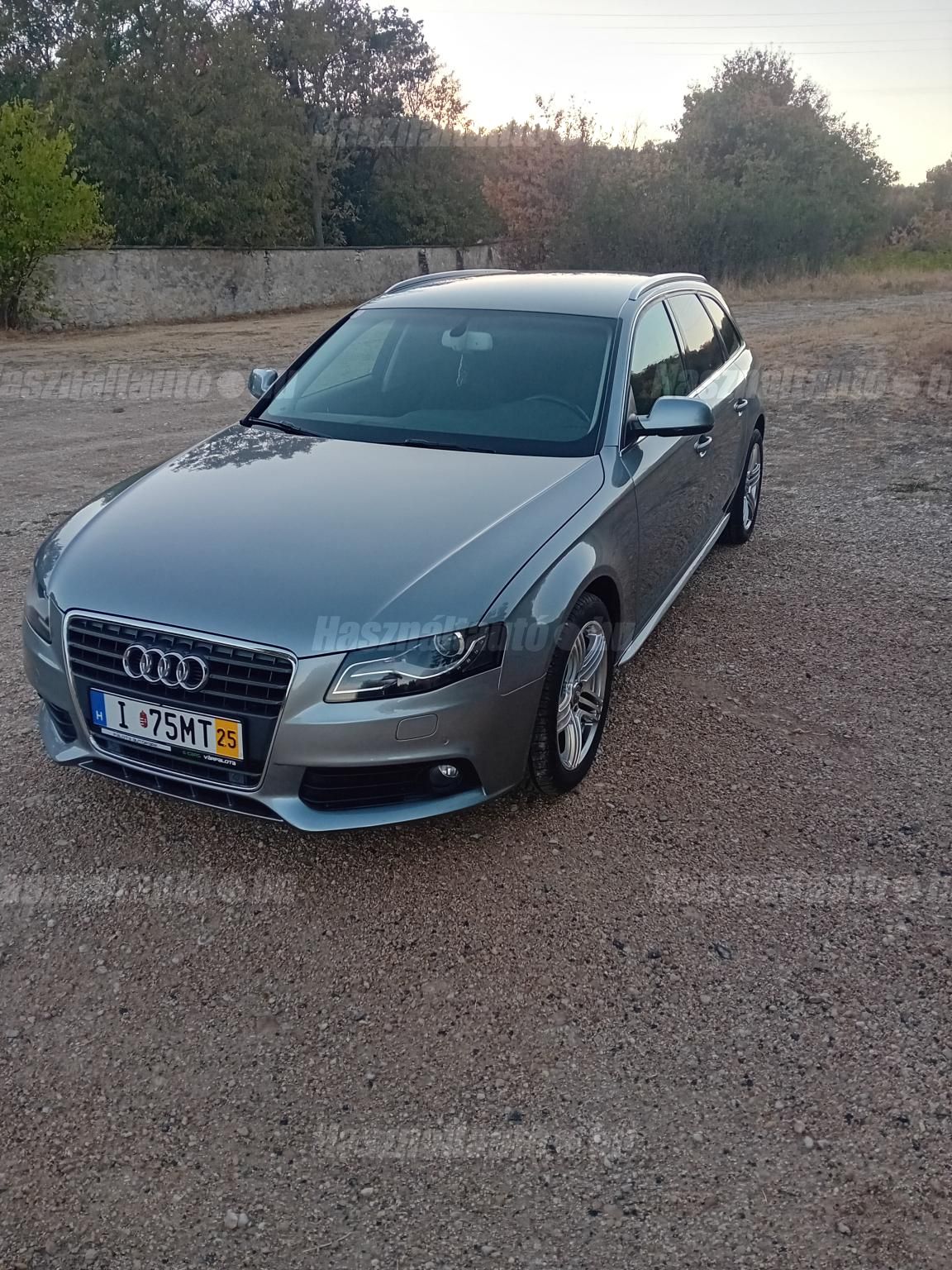 AUDI A4 2010/4 - 1