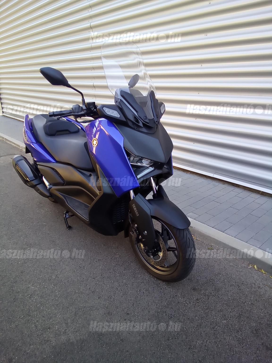 YAMAHA X-MAX 300 2026 - 1