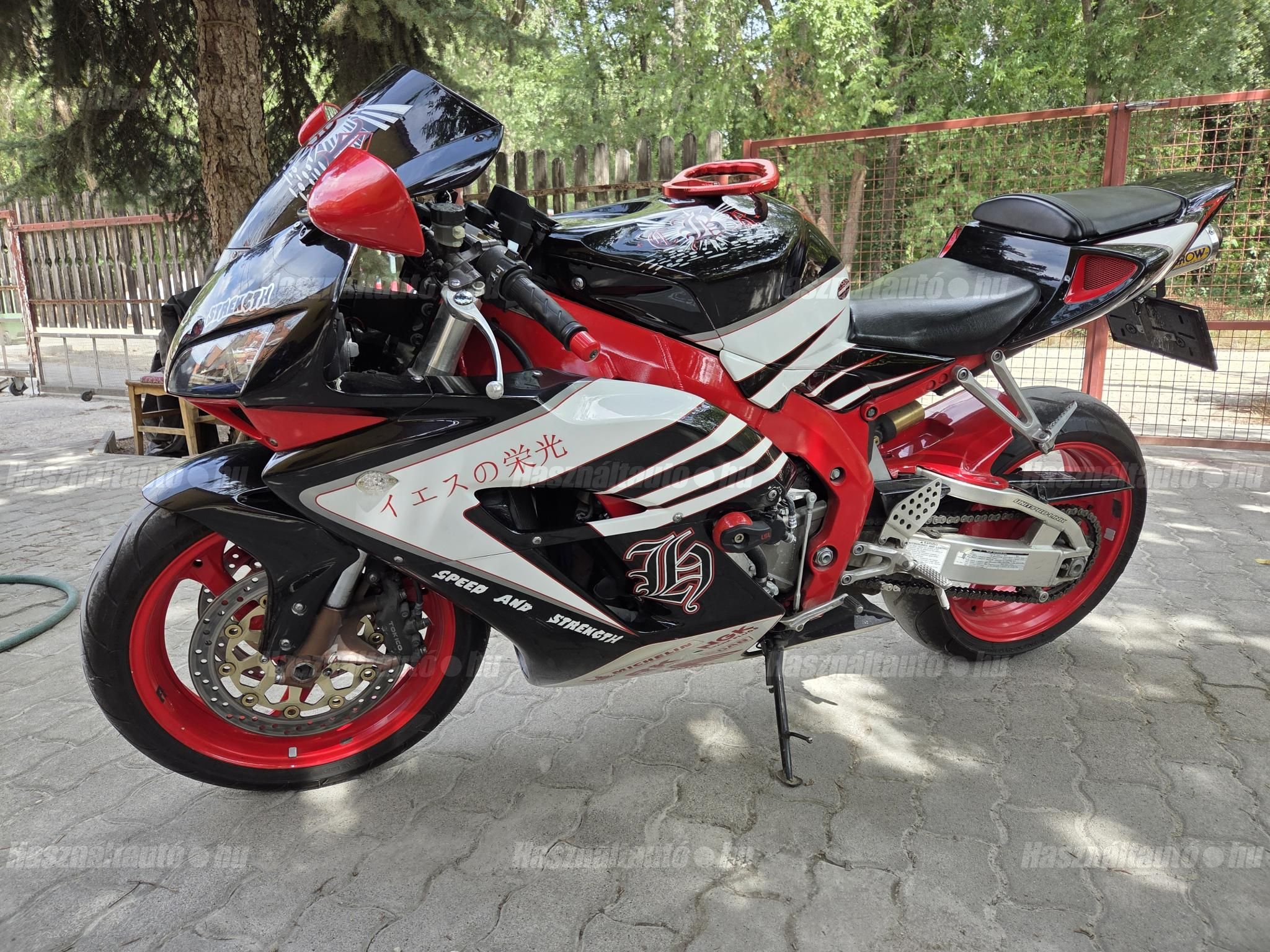 HONDA CBR 1000 RR 2005/3 - 1