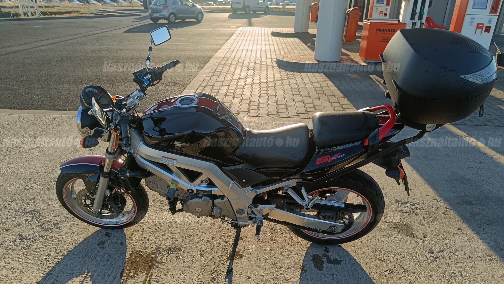 SUZUKI SV 650 N 2004 - 1