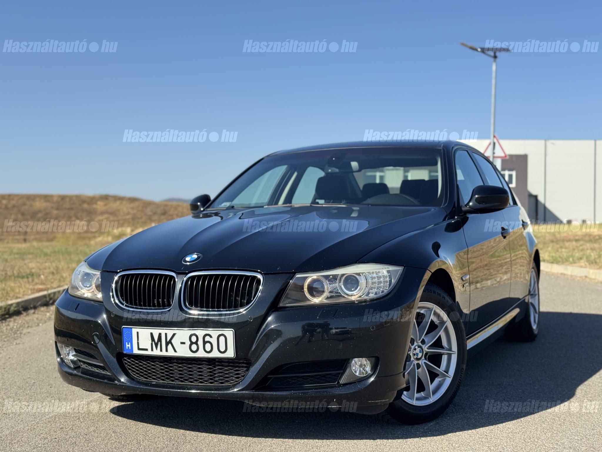 BMW 320 2009/8 - 1