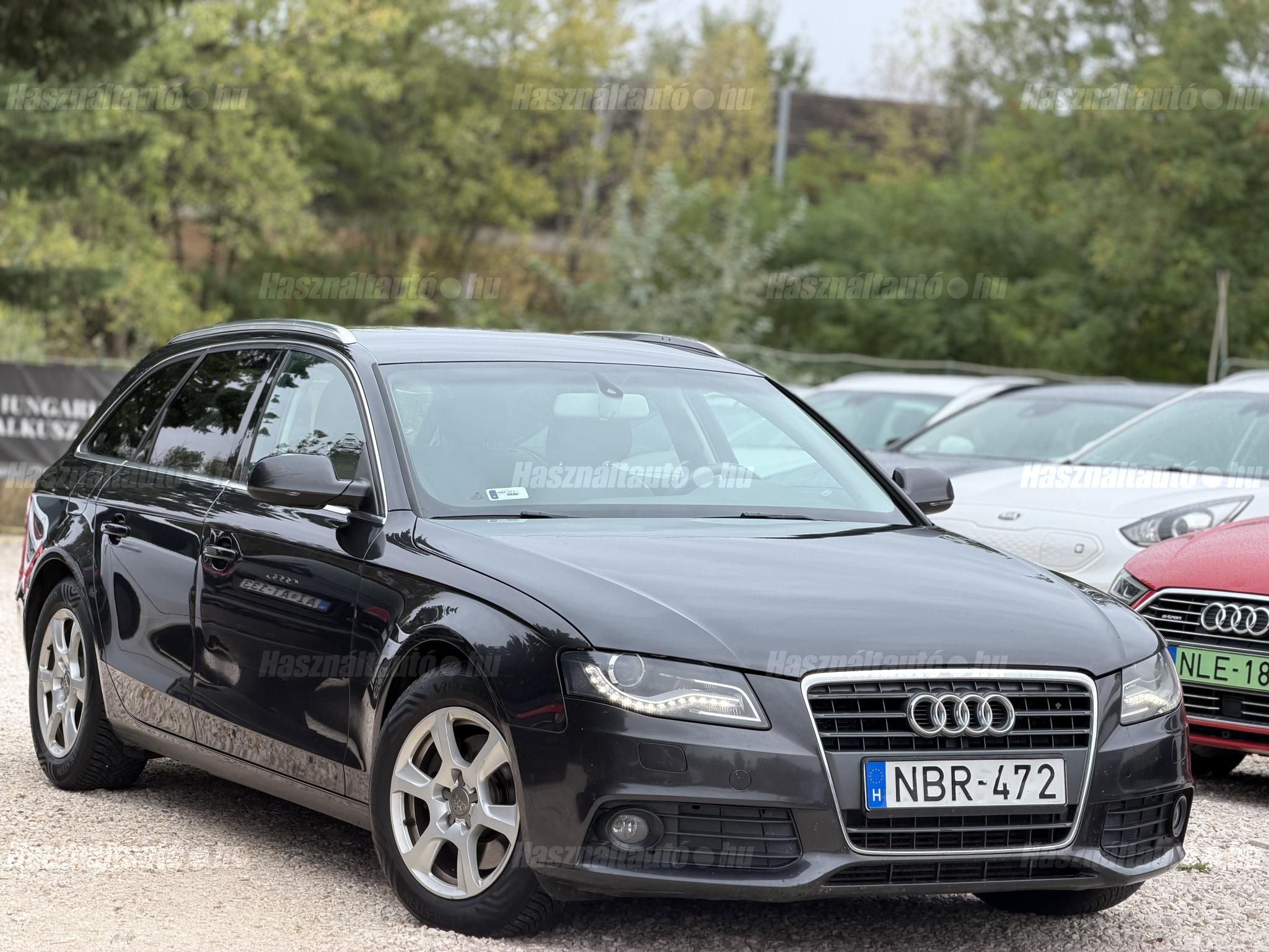 AUDI A4 2011/10 - 1