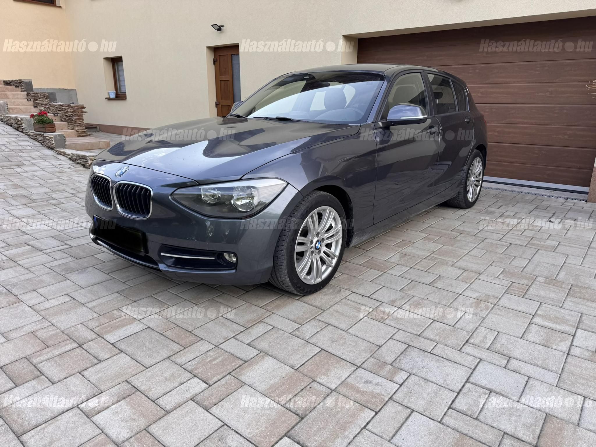 BMW 1-ES SOROZAT 2013/10 - 1