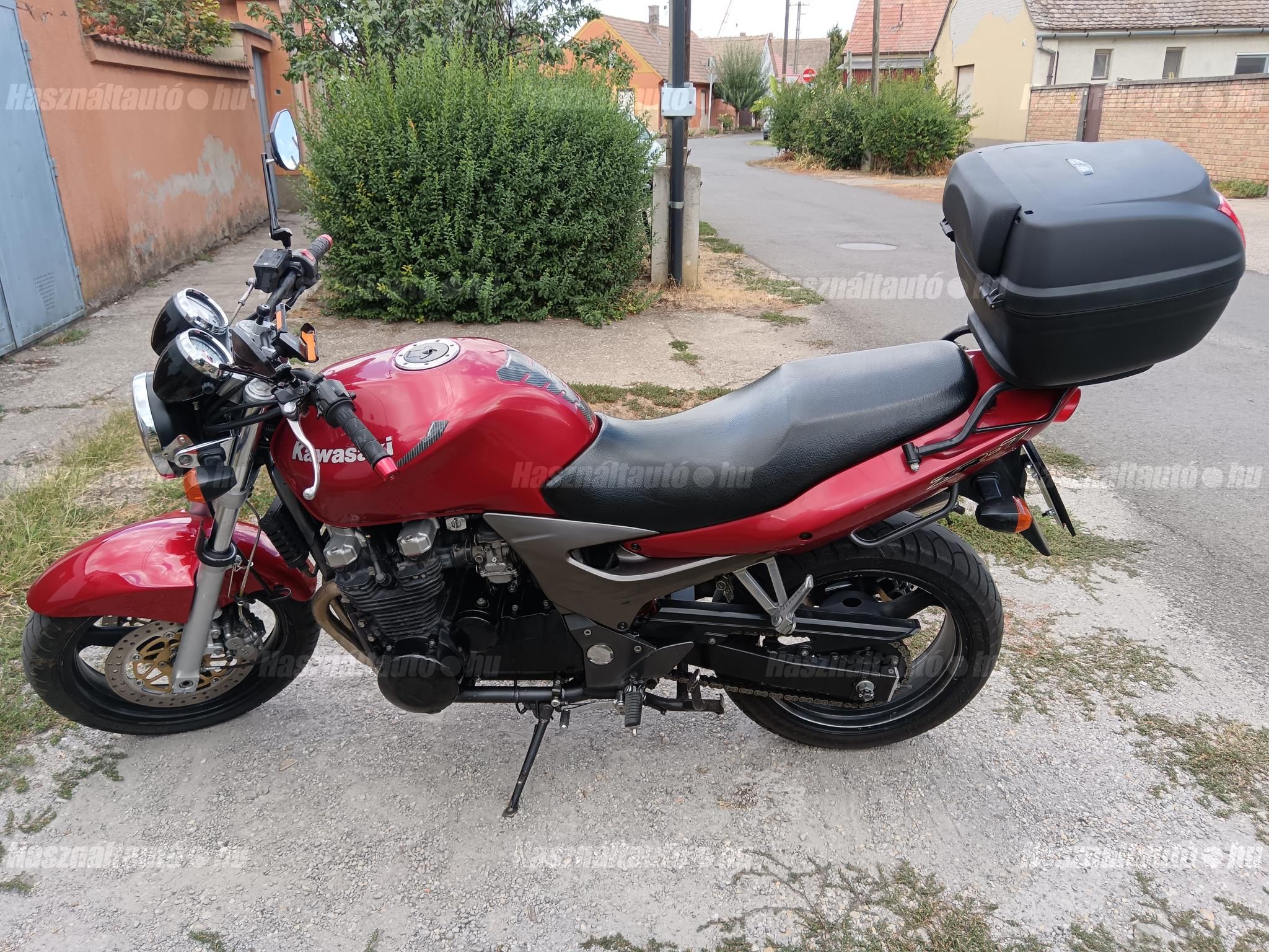 KAWASAKI ZR-7 2003 - 1