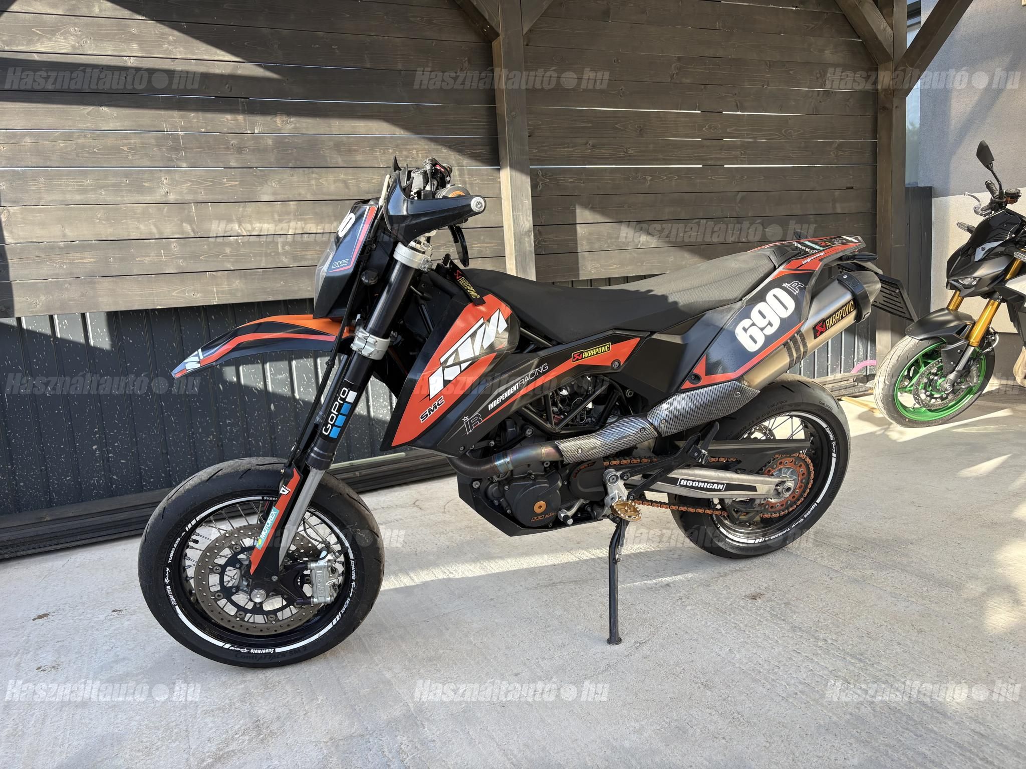 KTM 690 SMC 2010/6 - 1