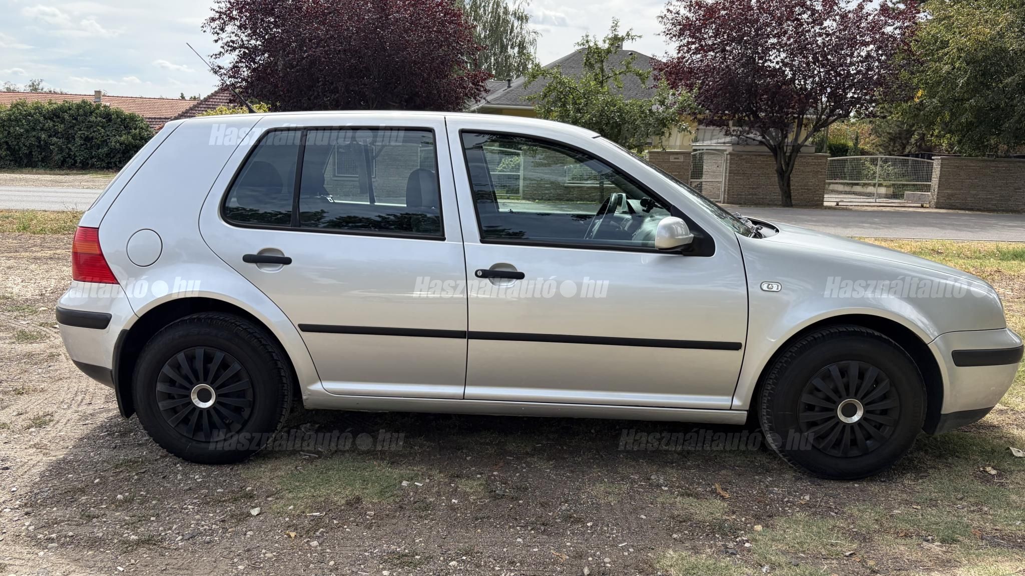 VOLKSWAGEN GOLF IV 2000/6 - 1