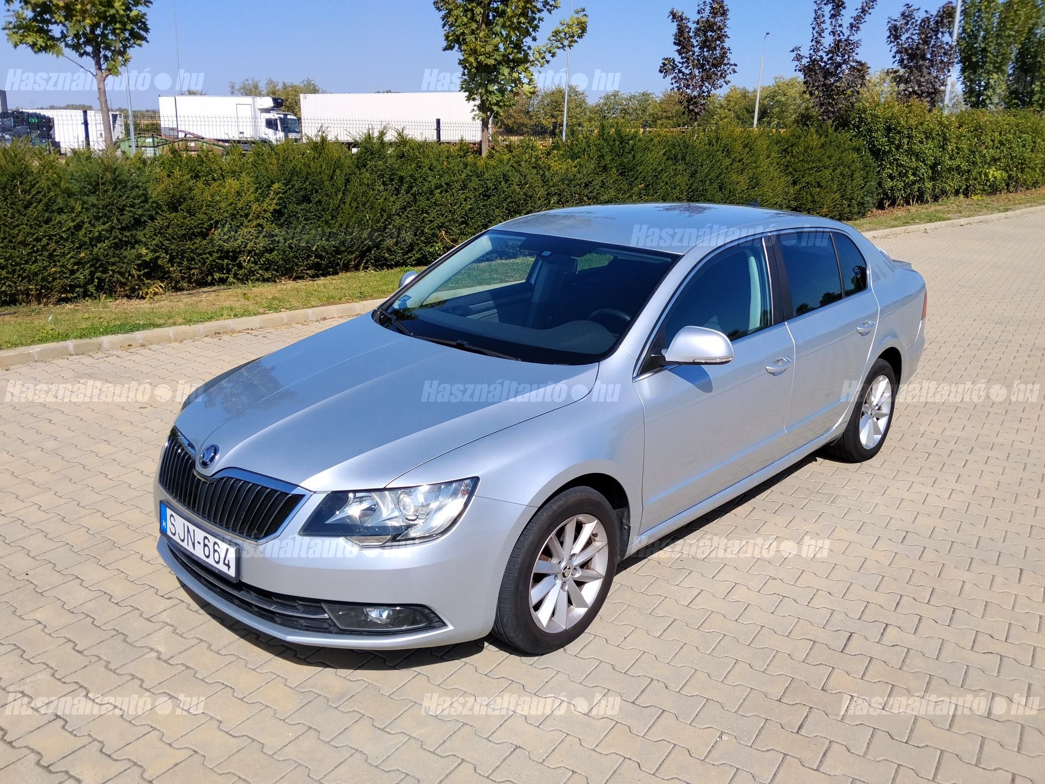 SKODA SUPERB 2015/1 - 1