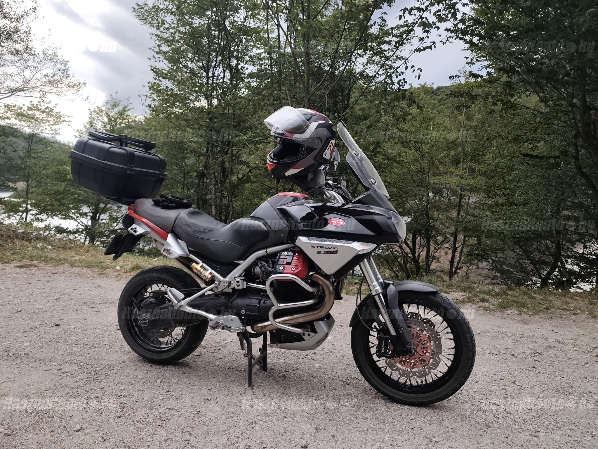 MOTO GUZZI STELVIO 2009/7 - 1