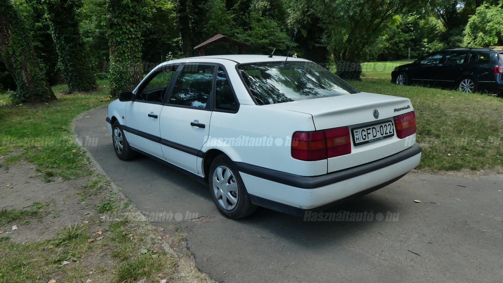 VOLKSWAGEN PASSAT IV 1996/10 - 1