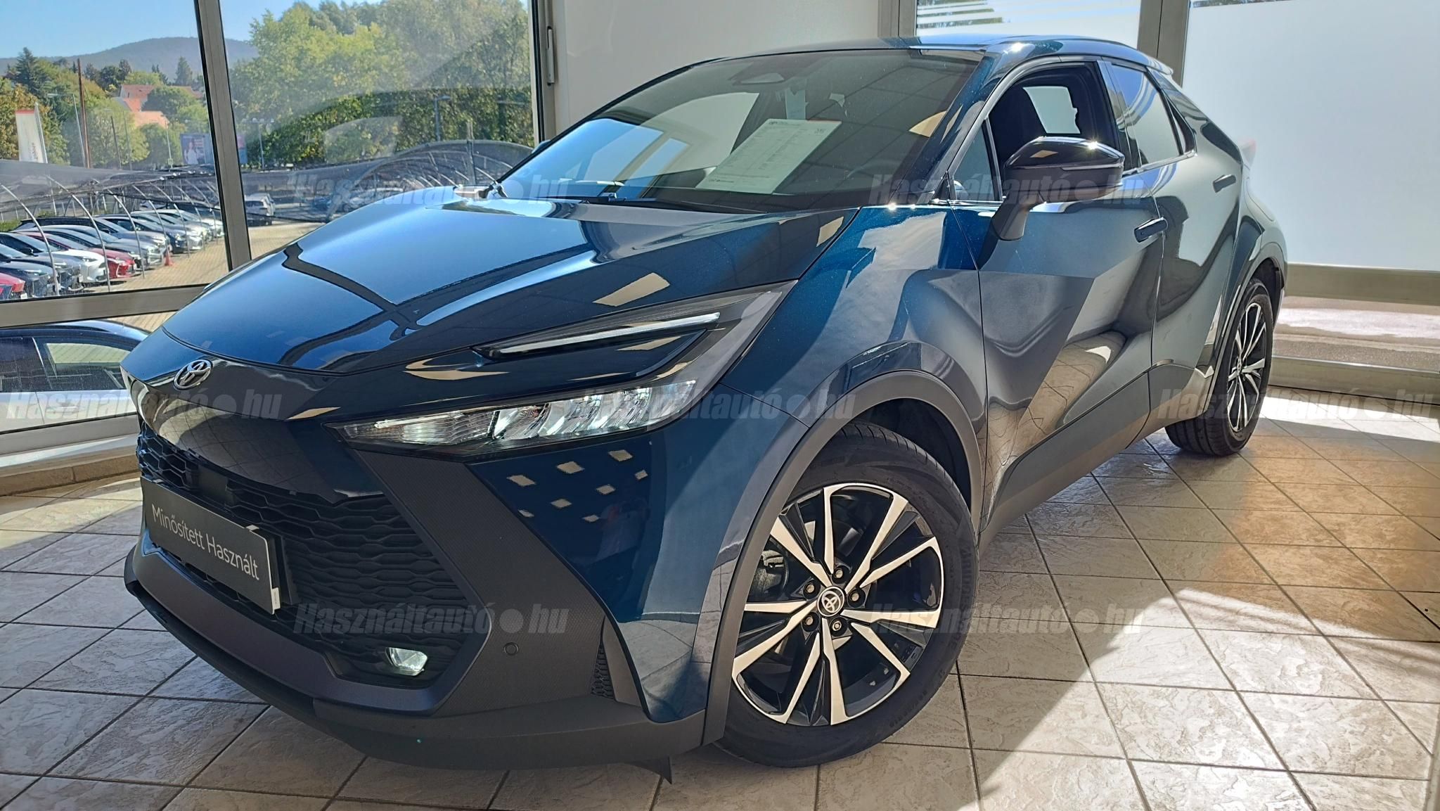 TOYOTA C-HR 2025/12 - 1