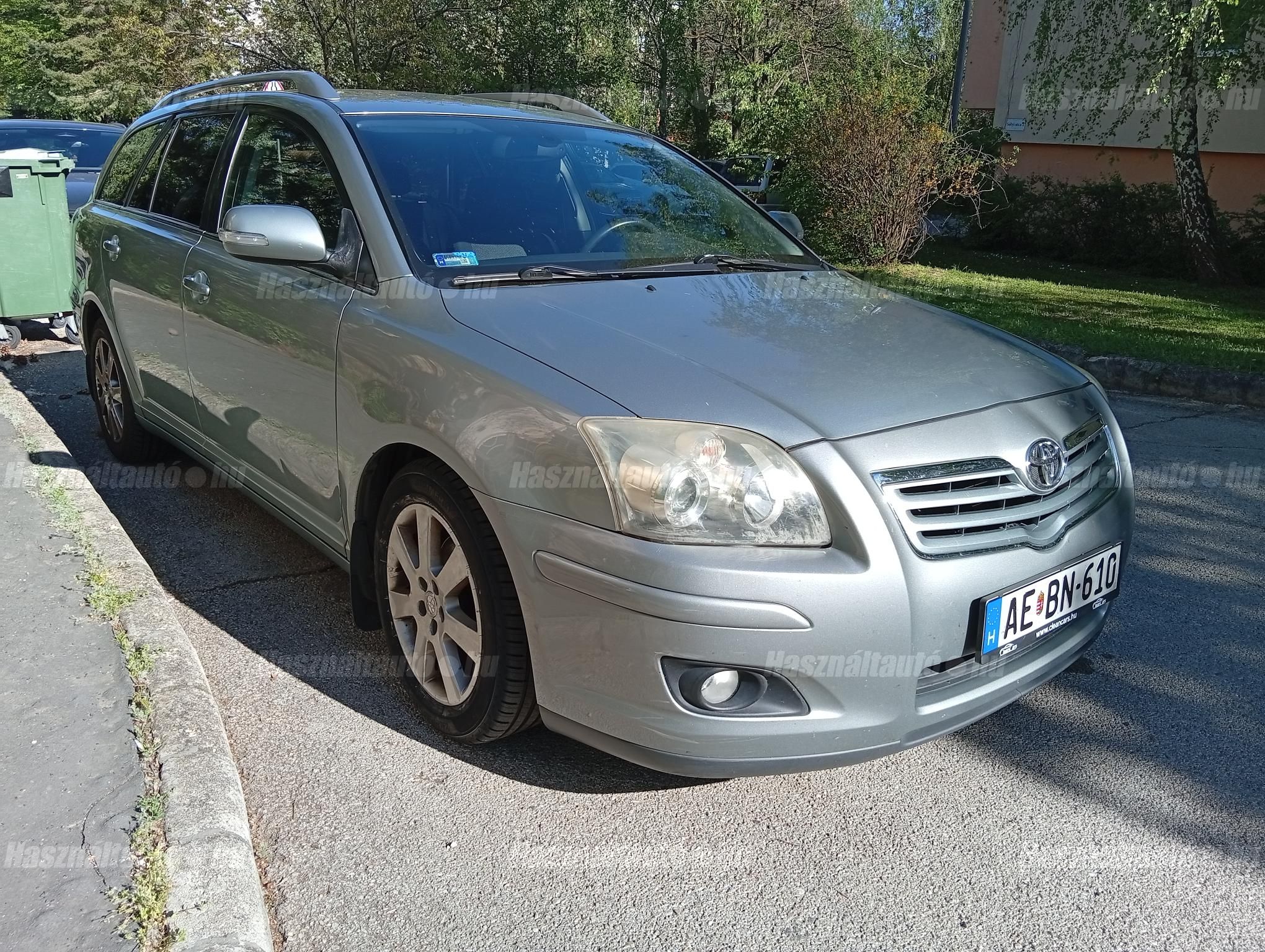 TOYOTA AVENSIS 2008 - 1