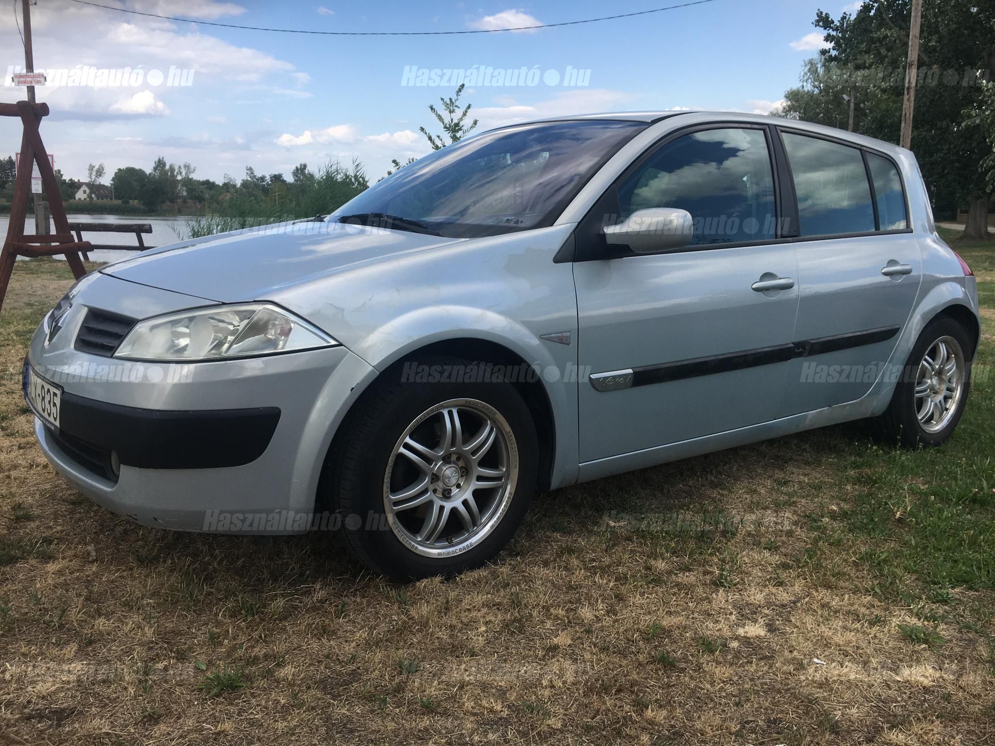 RENAULT MEGANE 2003/10 - 1