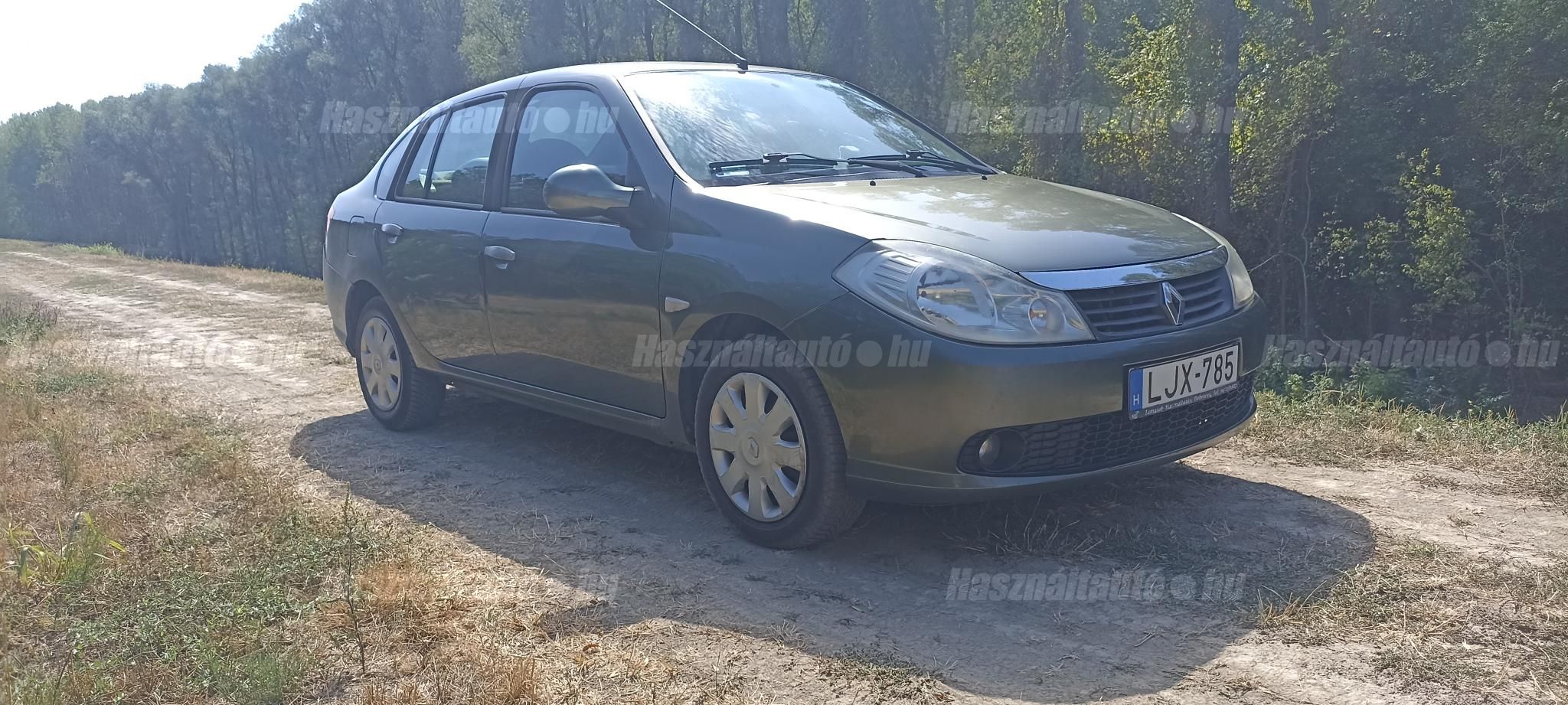 RENAULT THALIA 2009/10 - 1