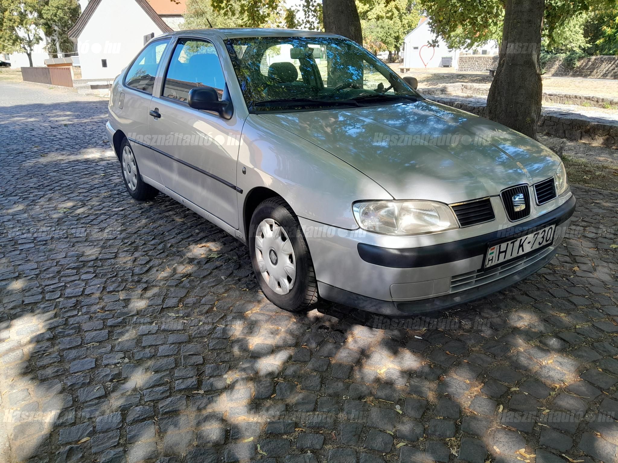 SEAT CORDOBA 2001/12 - 1