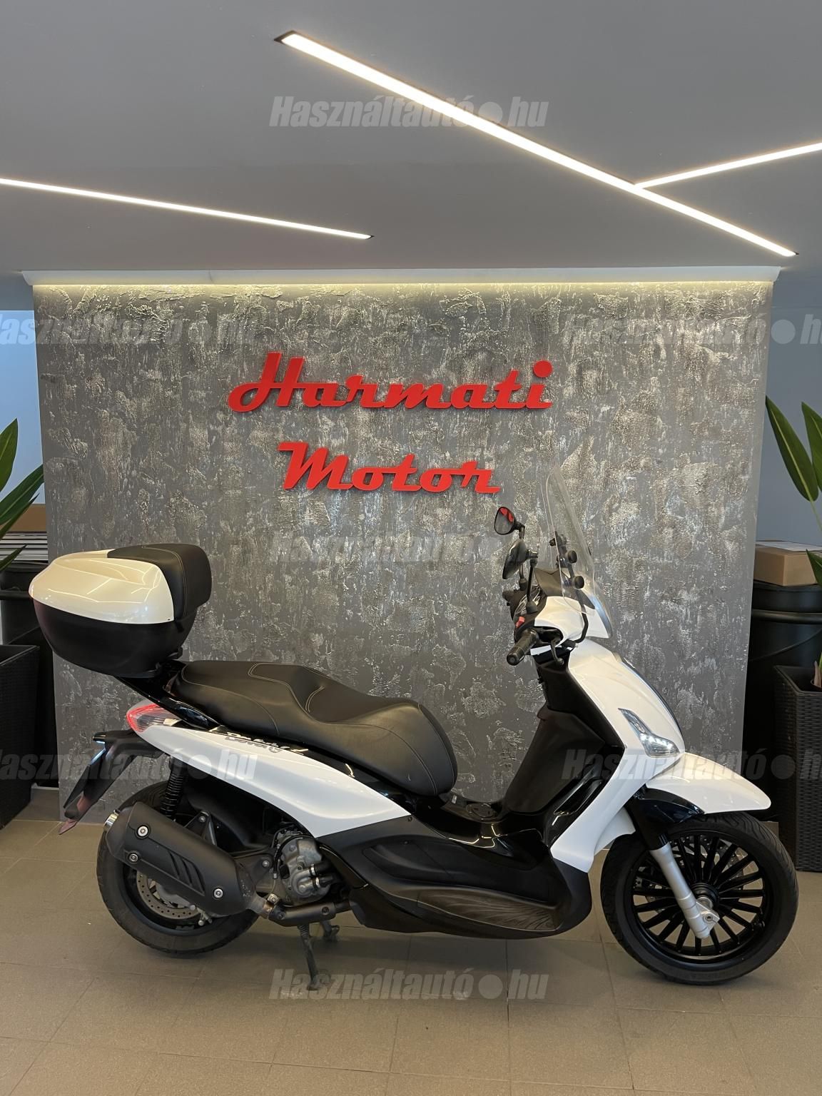 PIAGGIO BEVERLY 125 2014/9 - 1