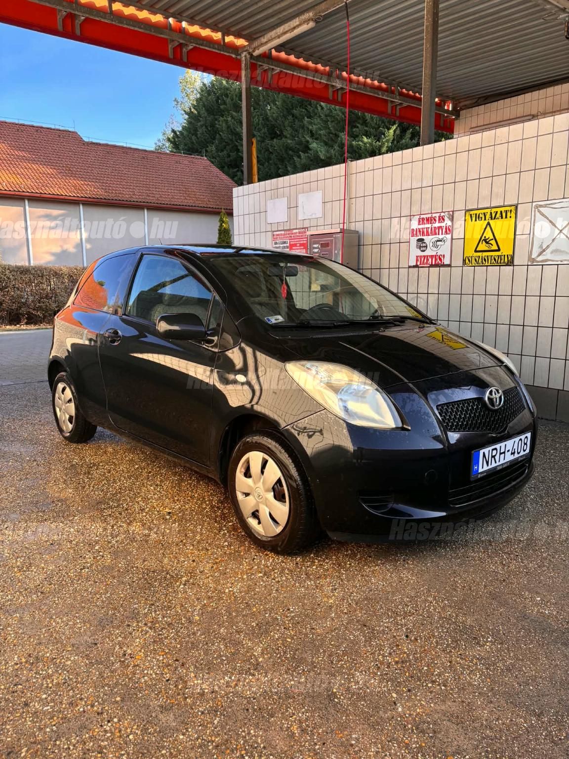 TOYOTA YARIS 2006/6 - 1