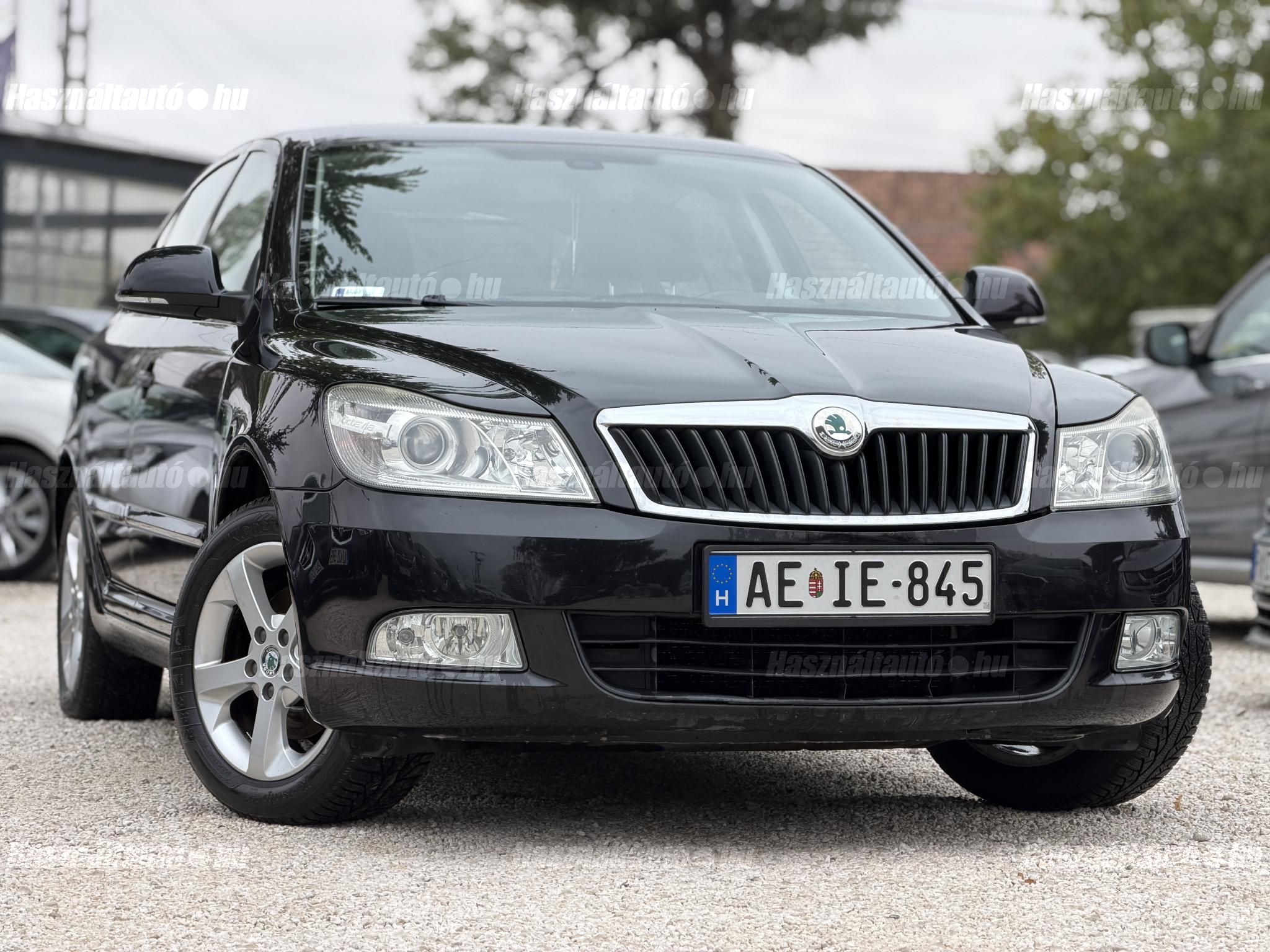 SKODA OCTAVIA 2010/7 - 1