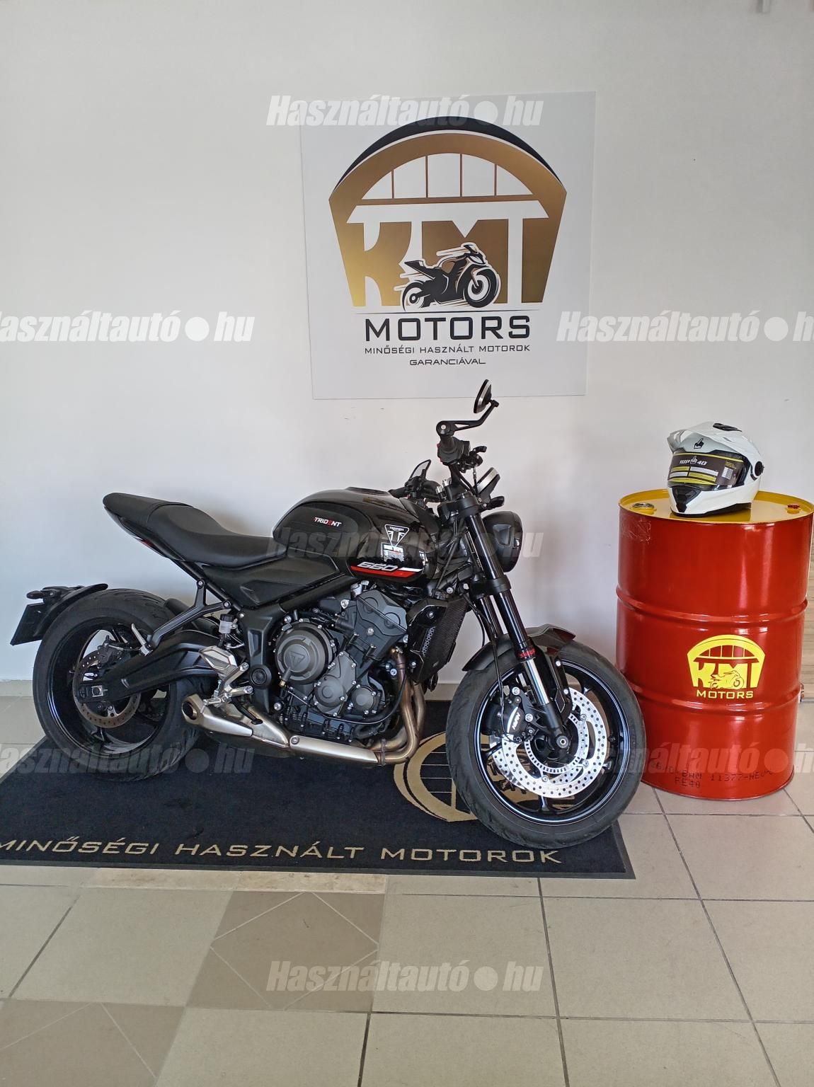 TRIUMPH TRIDENT 2024/8 - 1