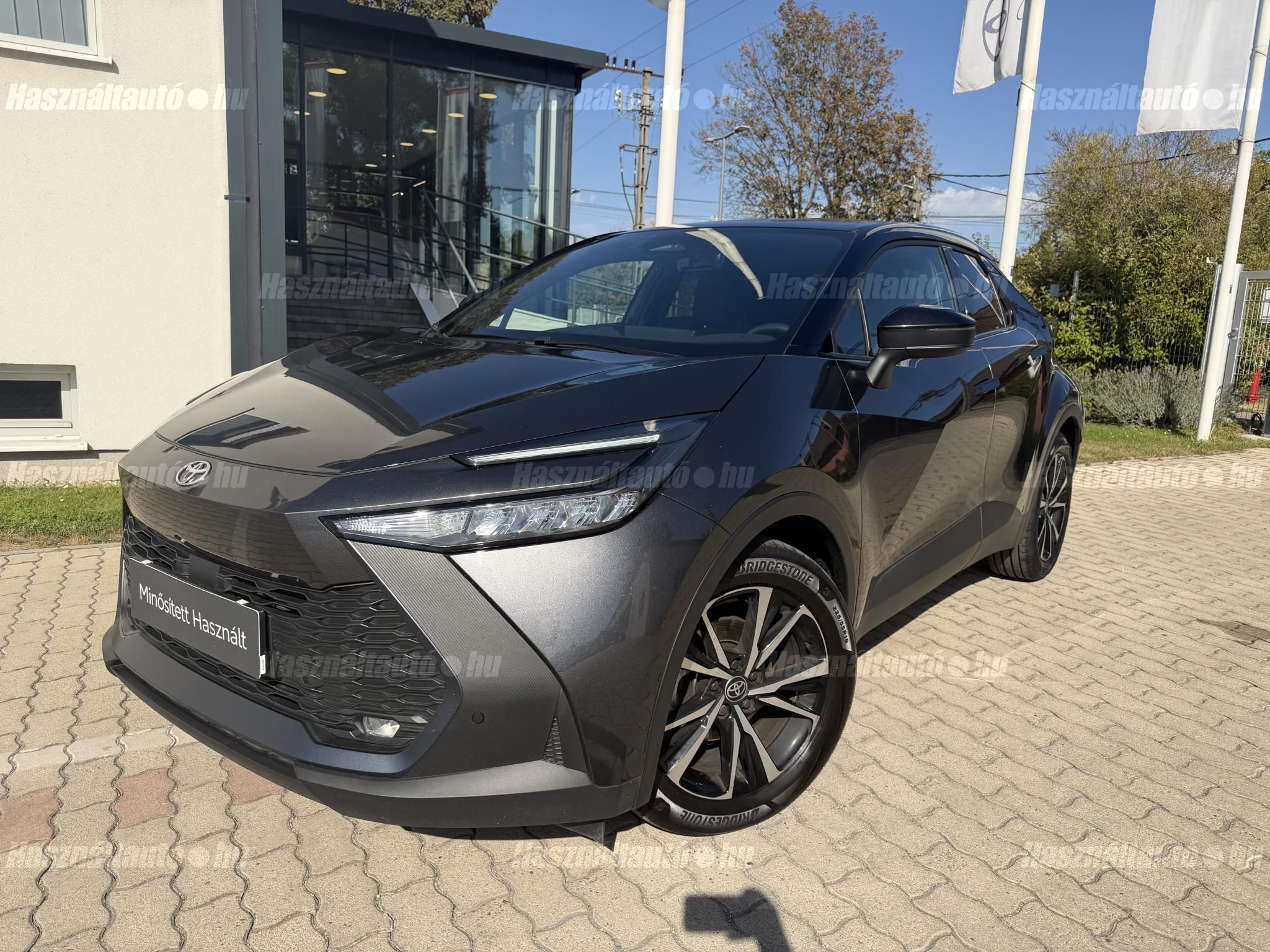 TOYOTA C-HR 2025/6 - 1
