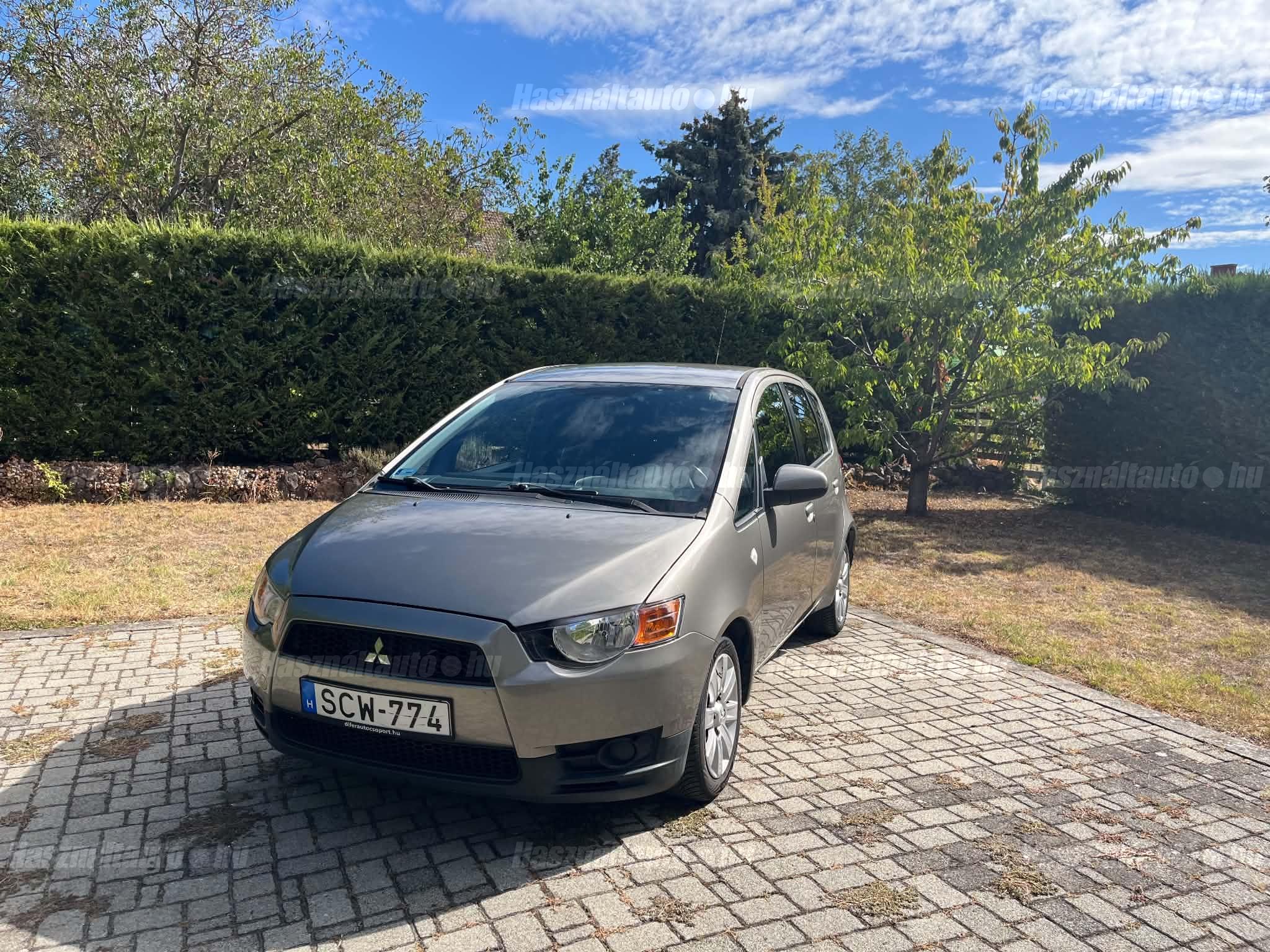 MITSUBISHI COLT 2011/1 - 1