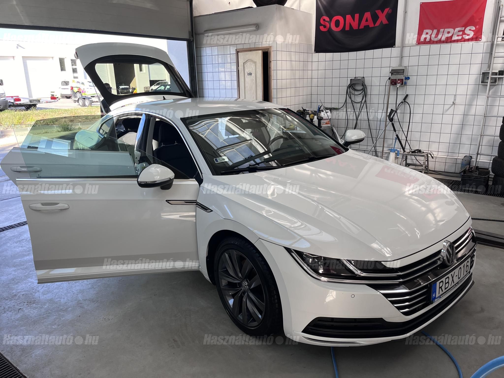 VOLKSWAGEN ARTEON 2018/11 - 1