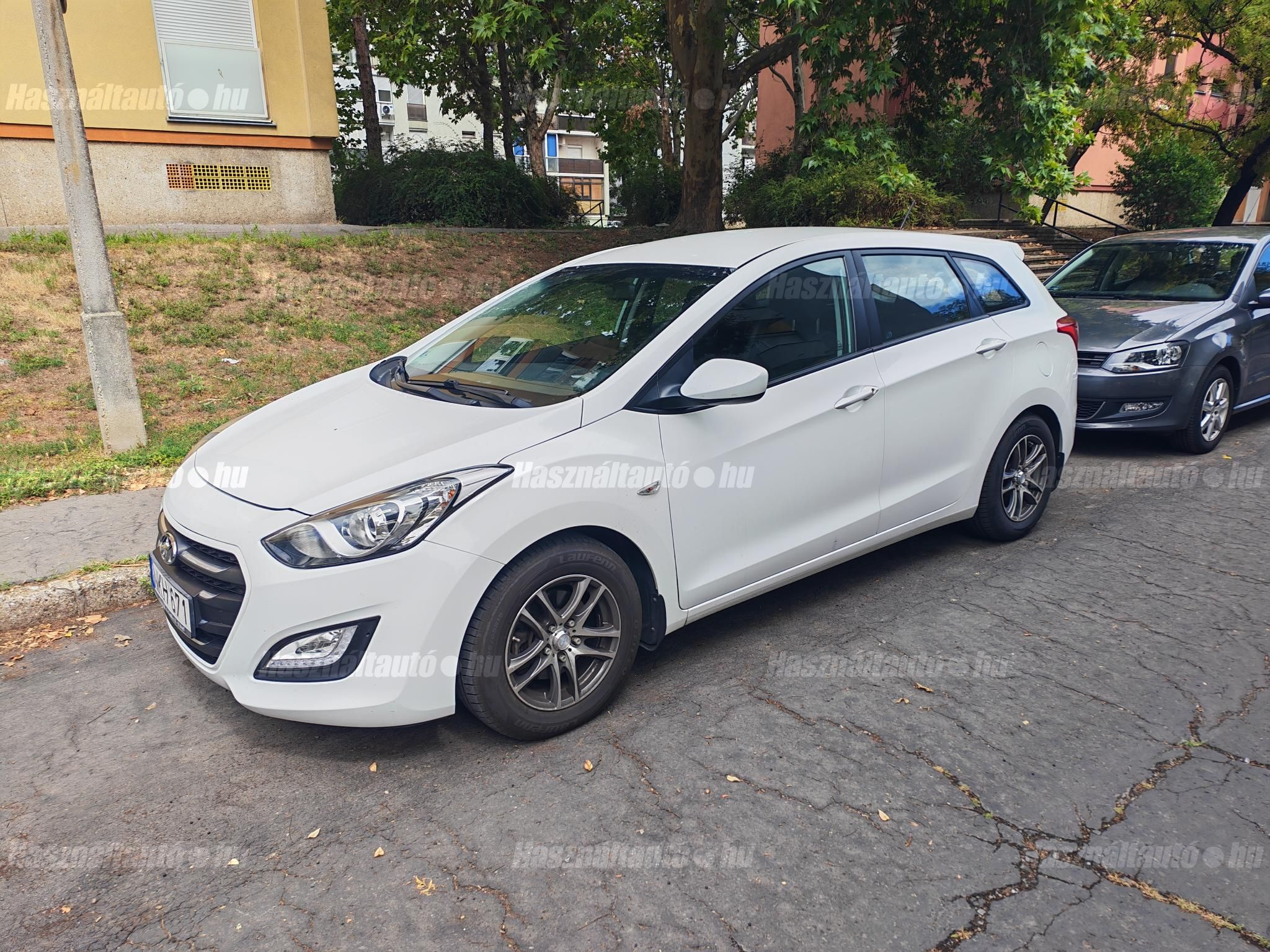 HYUNDAI I30 2015/12 - 1