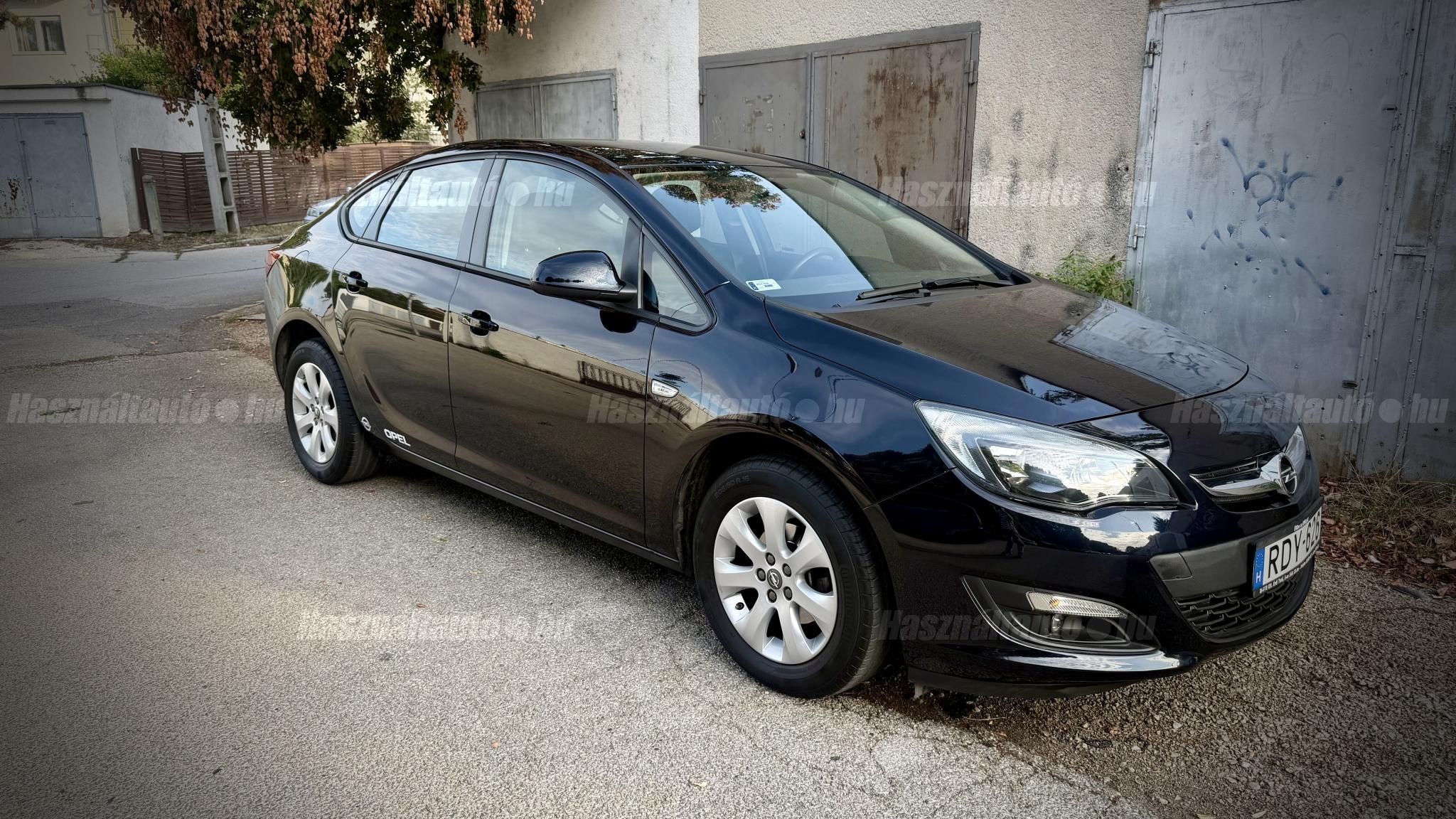 OPEL ASTRA J 2018/11 - 1