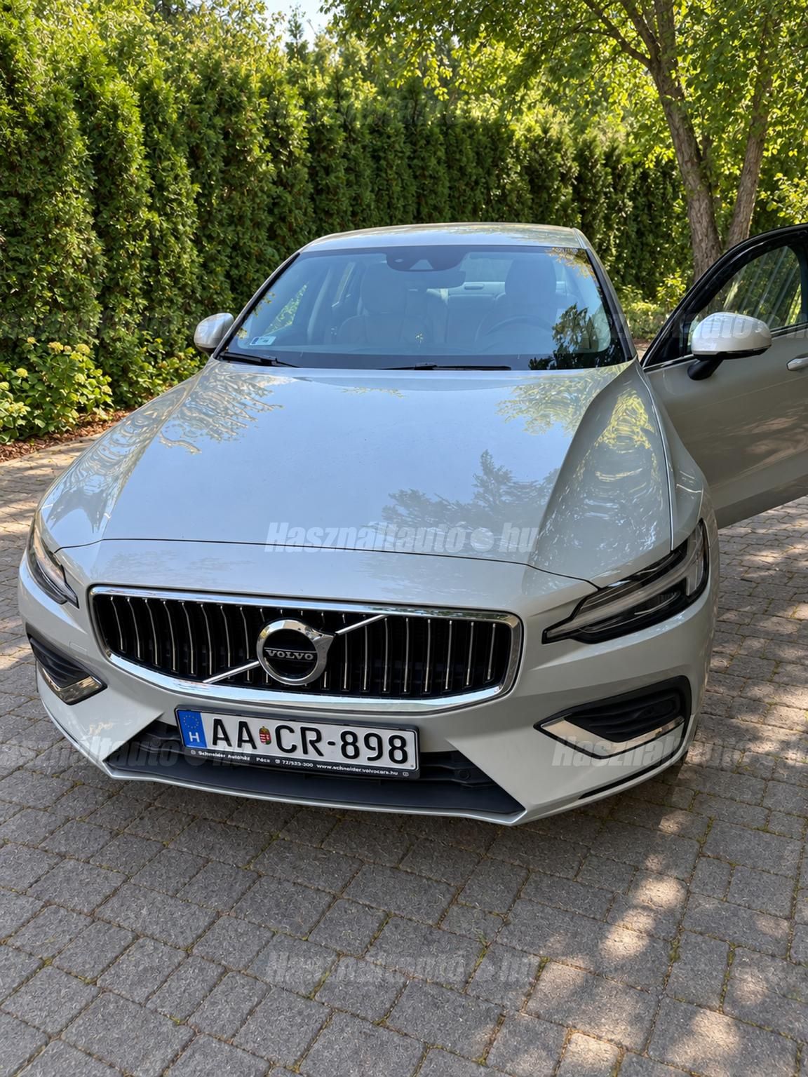 VOLVO S60 2022/8 - 1