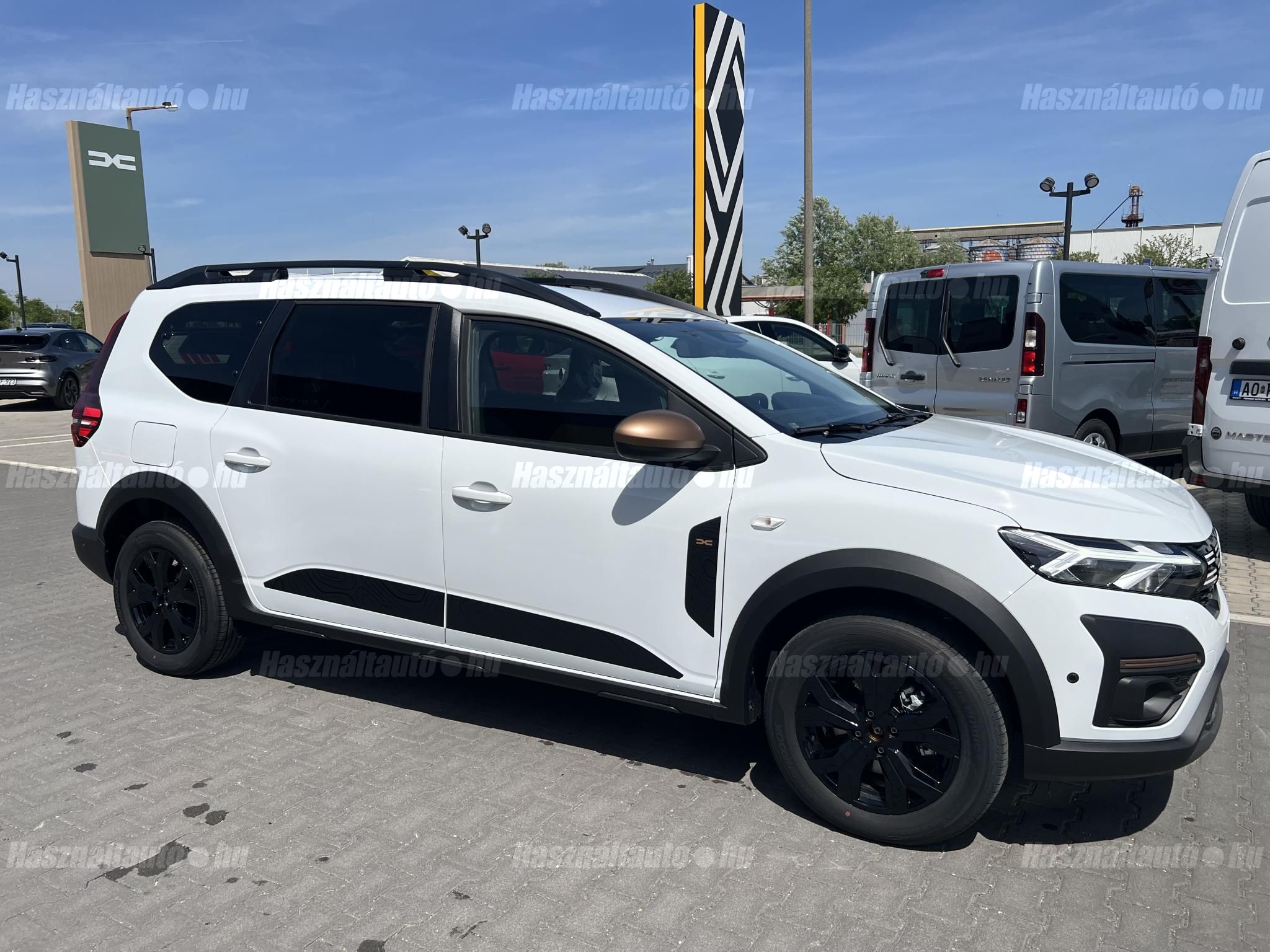 DACIA JOGGER 2026/9 - 1