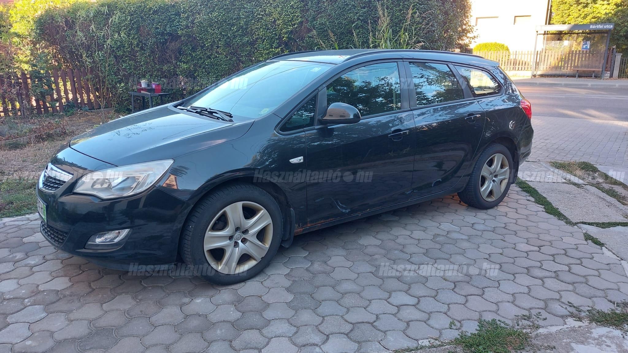 OPEL ASTRA J 2012/6 - 1