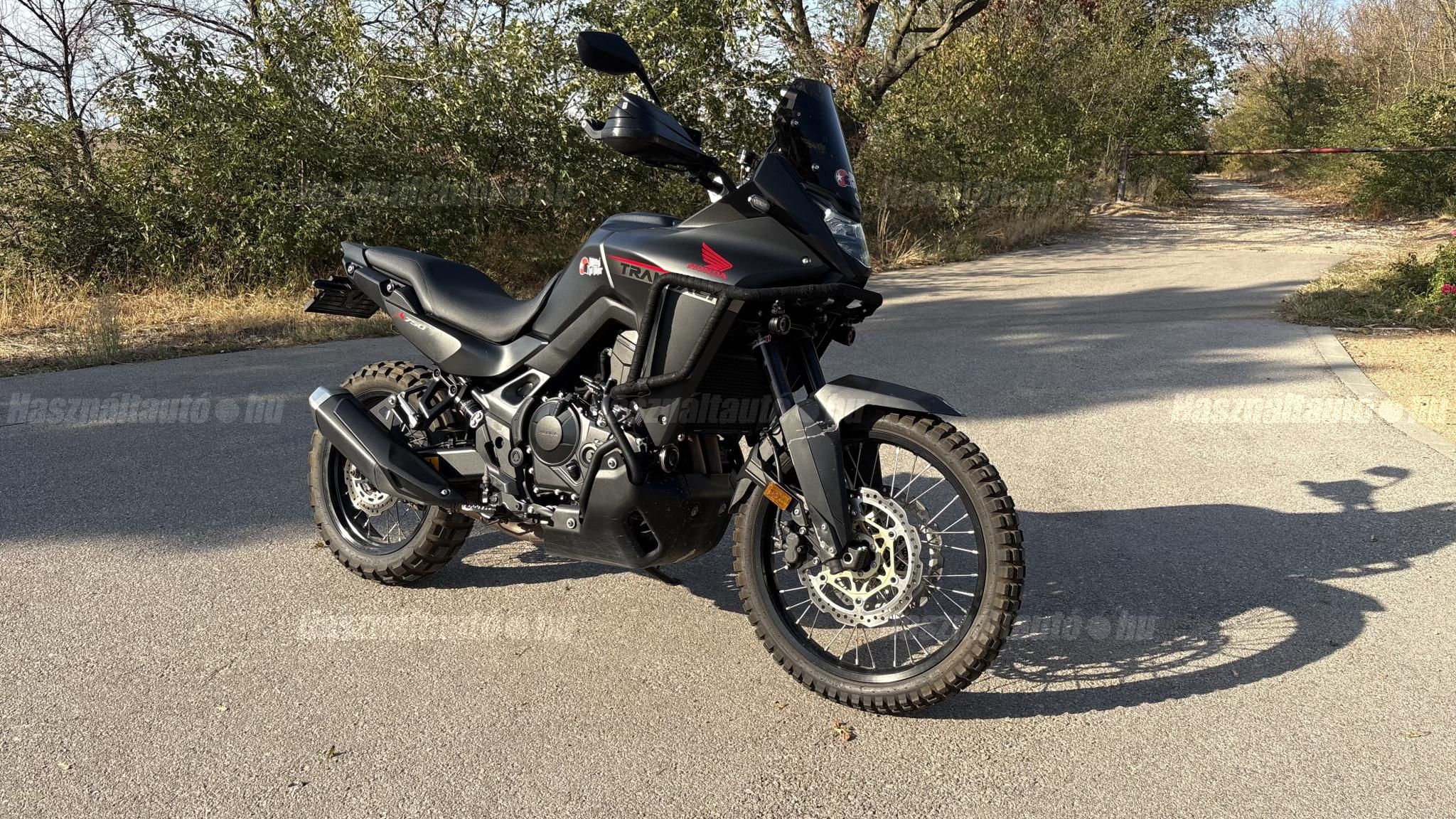 HONDA XL 750 2023/5 - 1