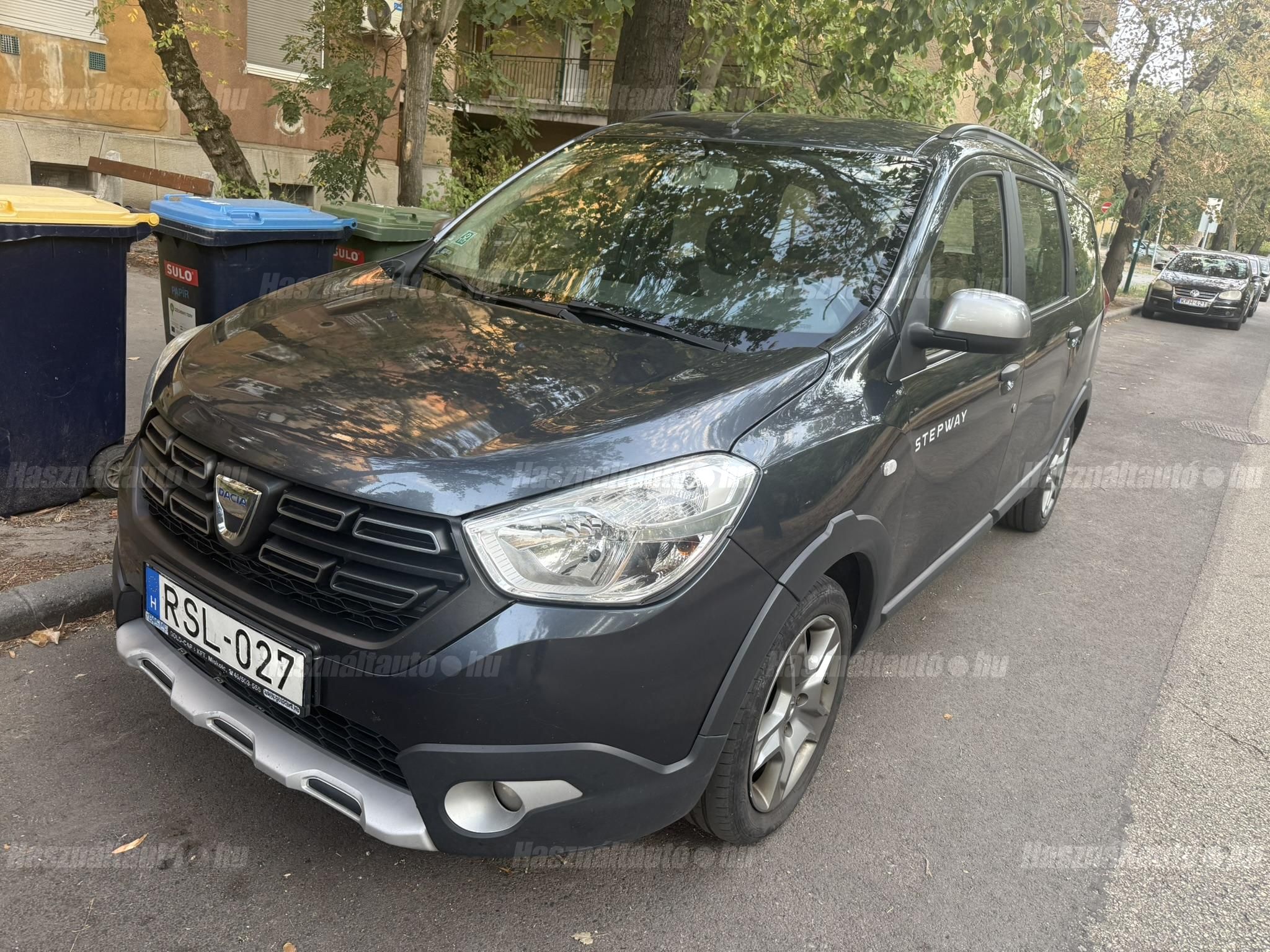 DACIA LODGY 2019/12 - 1