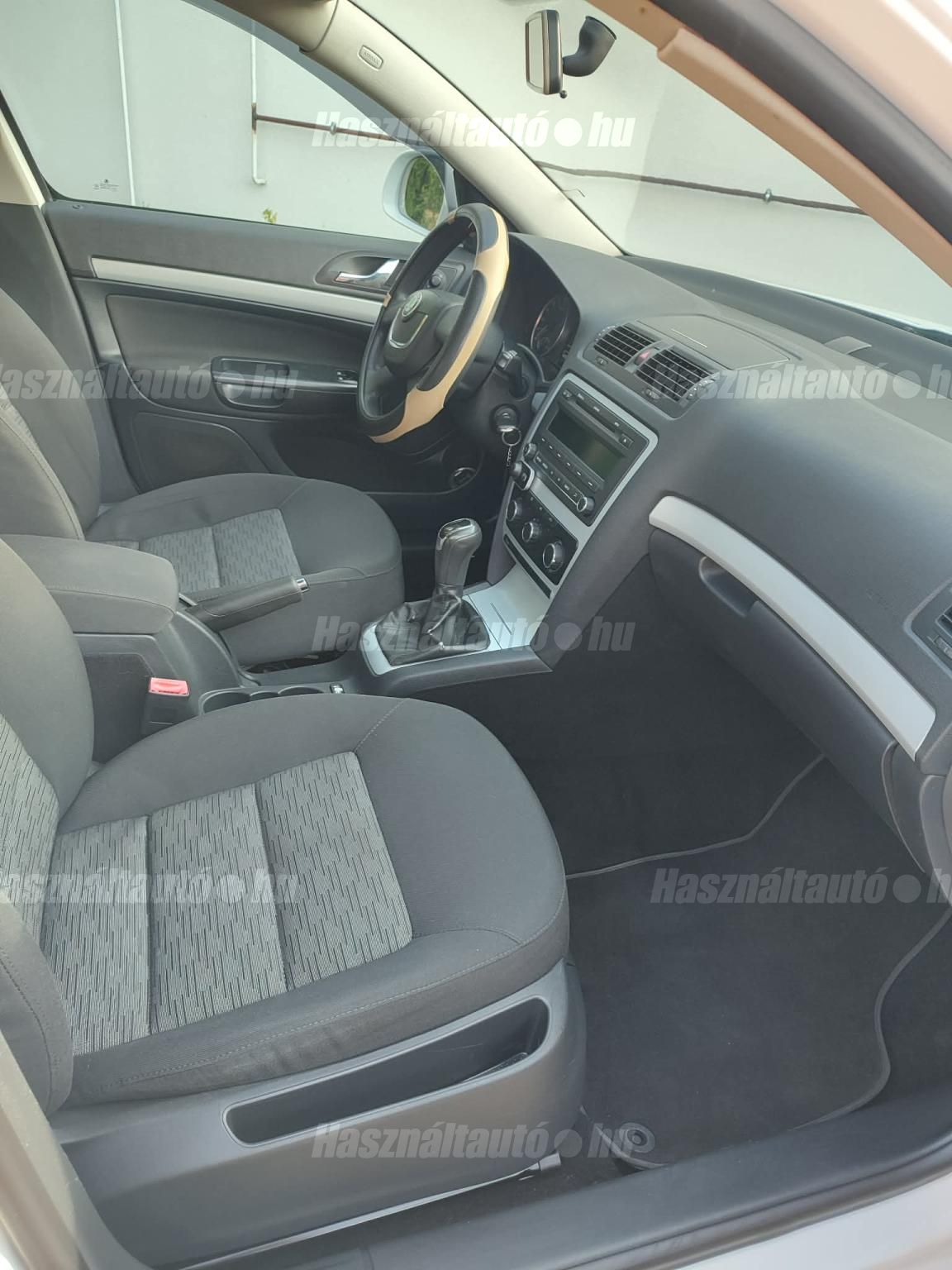 SKODA OCTAVIA 2011/4 - 1