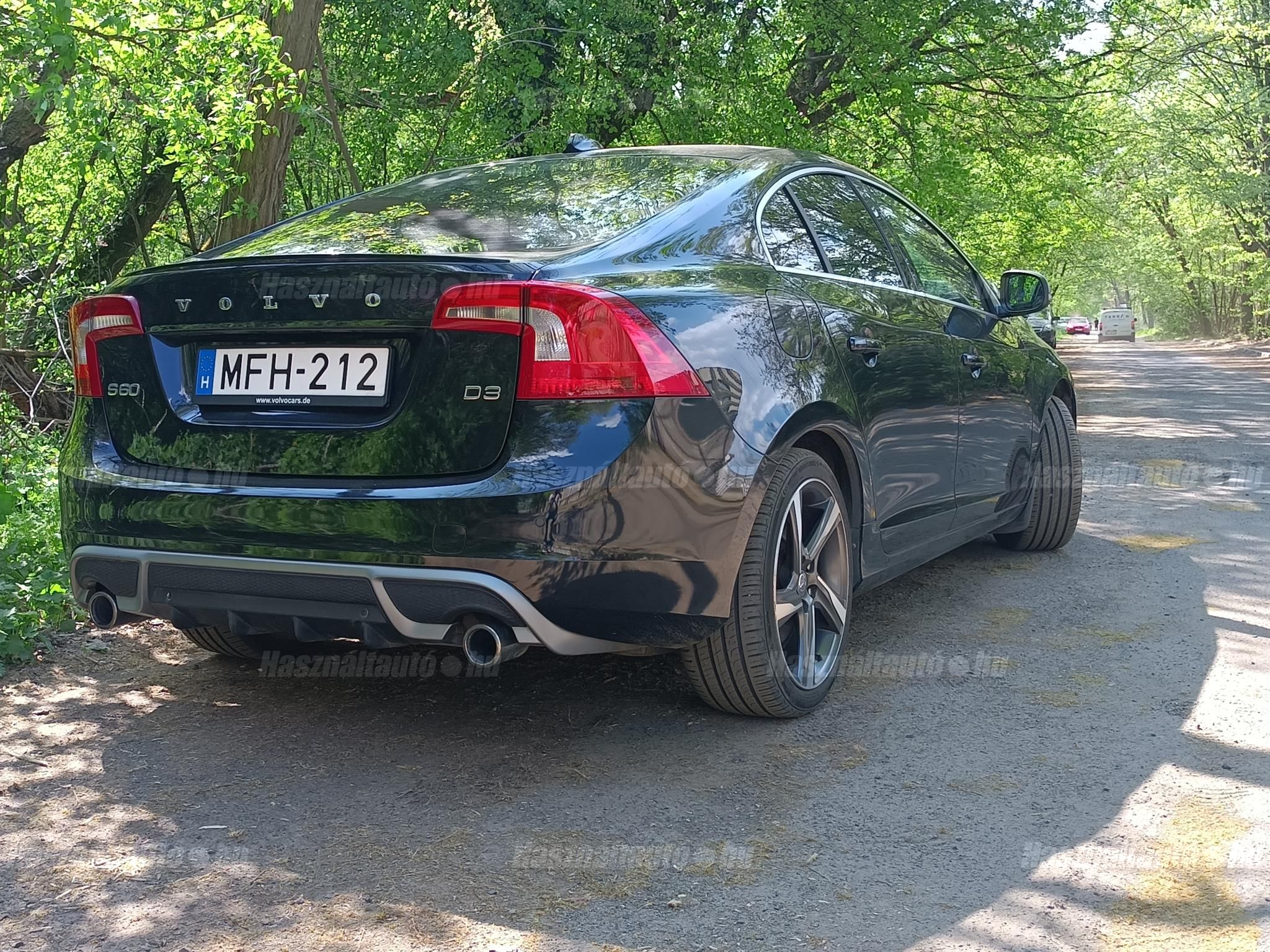VOLVO S60 2011/12 - 1