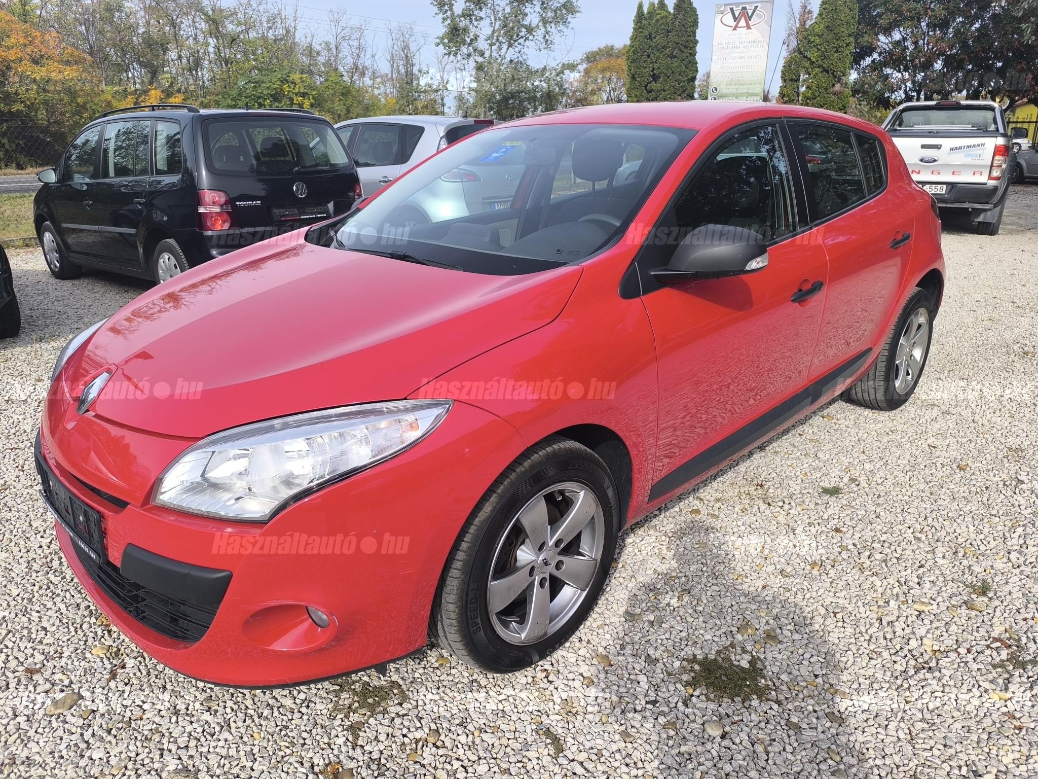 RENAULT MEGANE 2011/5 - 1