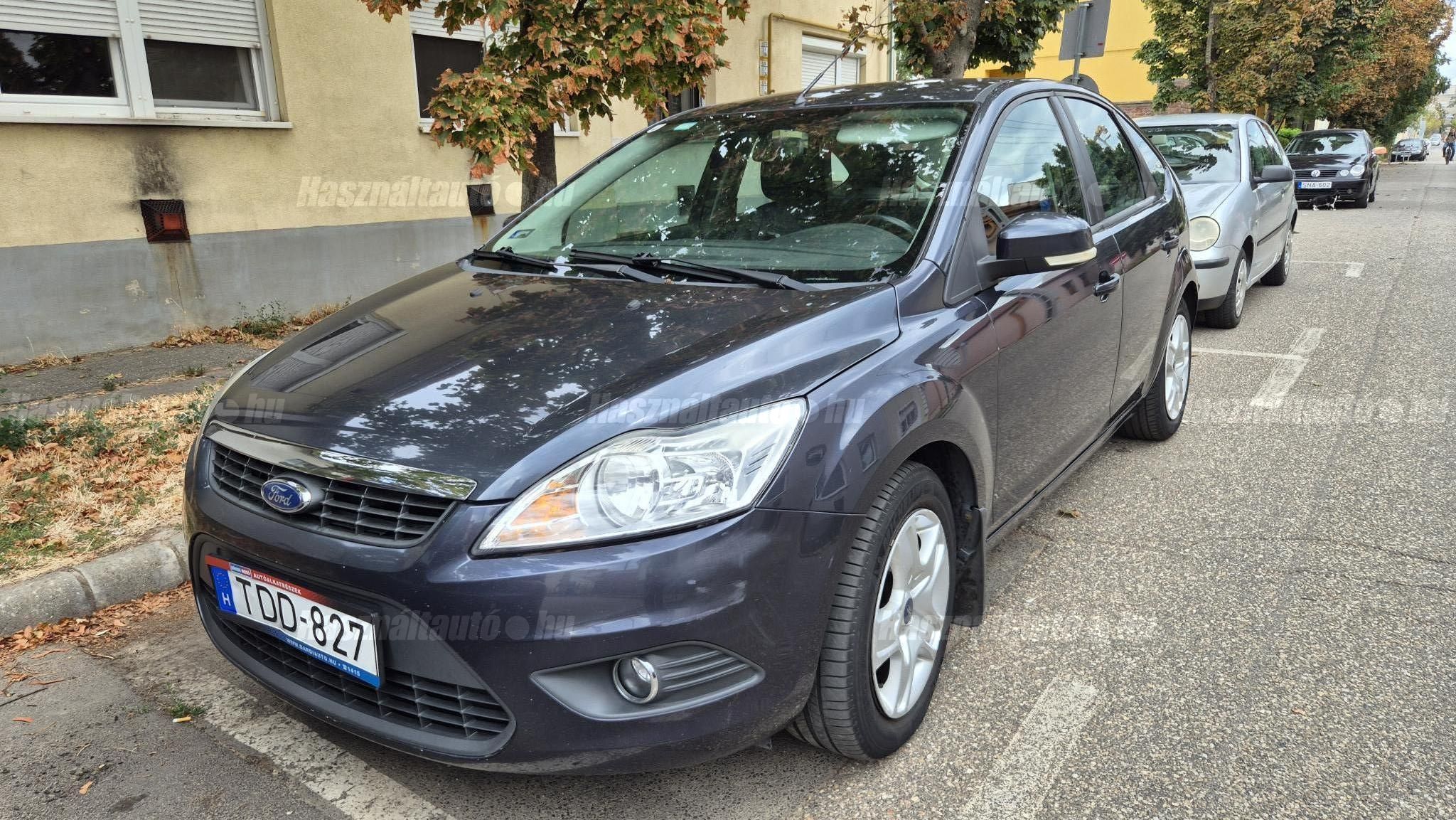 FORD FOCUS 2010/9 - 1